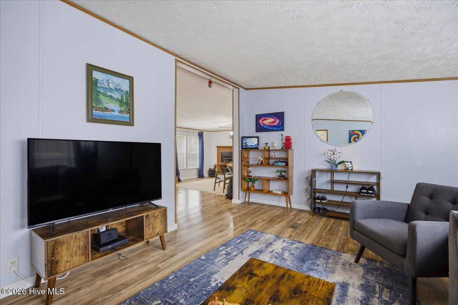 100556219 | Photo 11