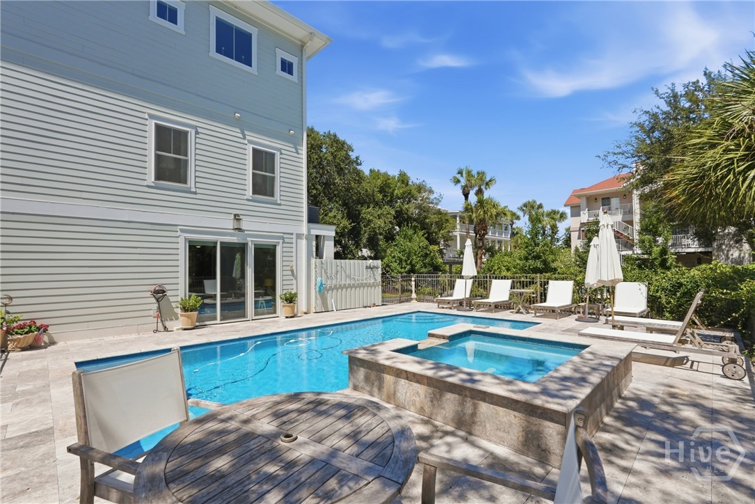 Photo 4 of Single family home for sale at 13 Solomon Ave, Tybee Island, GA 31328 | MLS# SA363810 | Listing updated on 2026-09-17