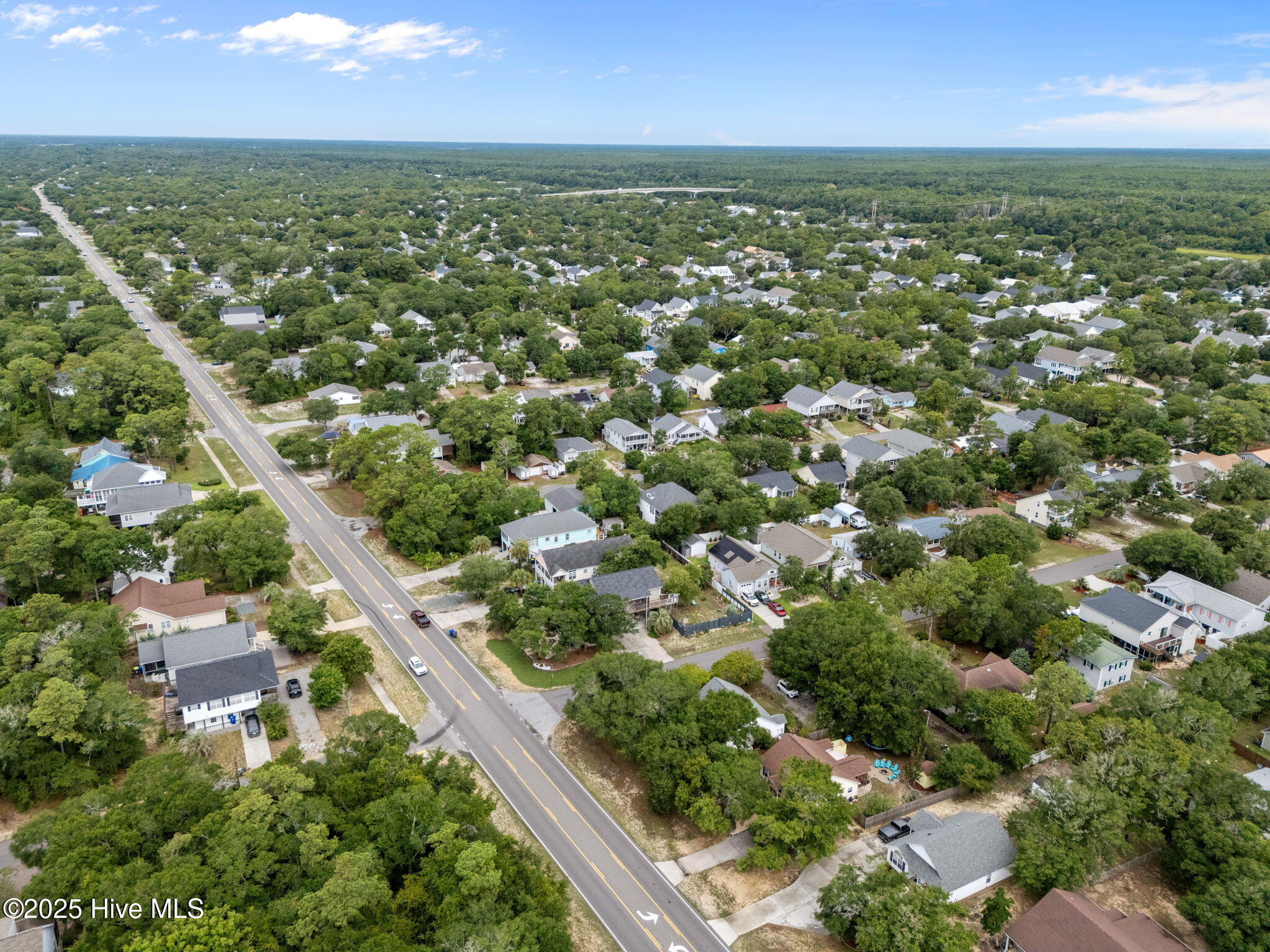 100557210 | Photo 38