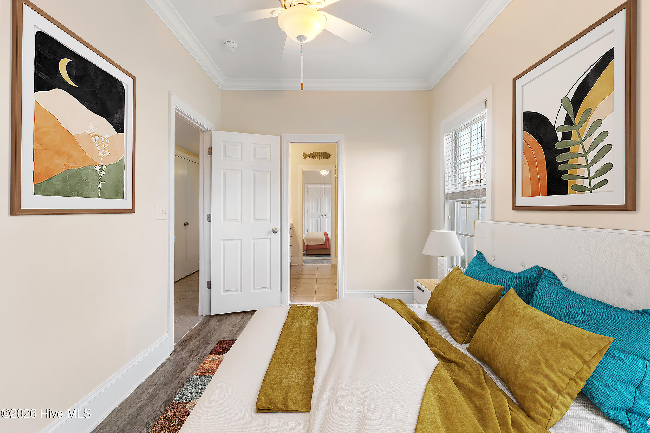 100559855 | Photo 15