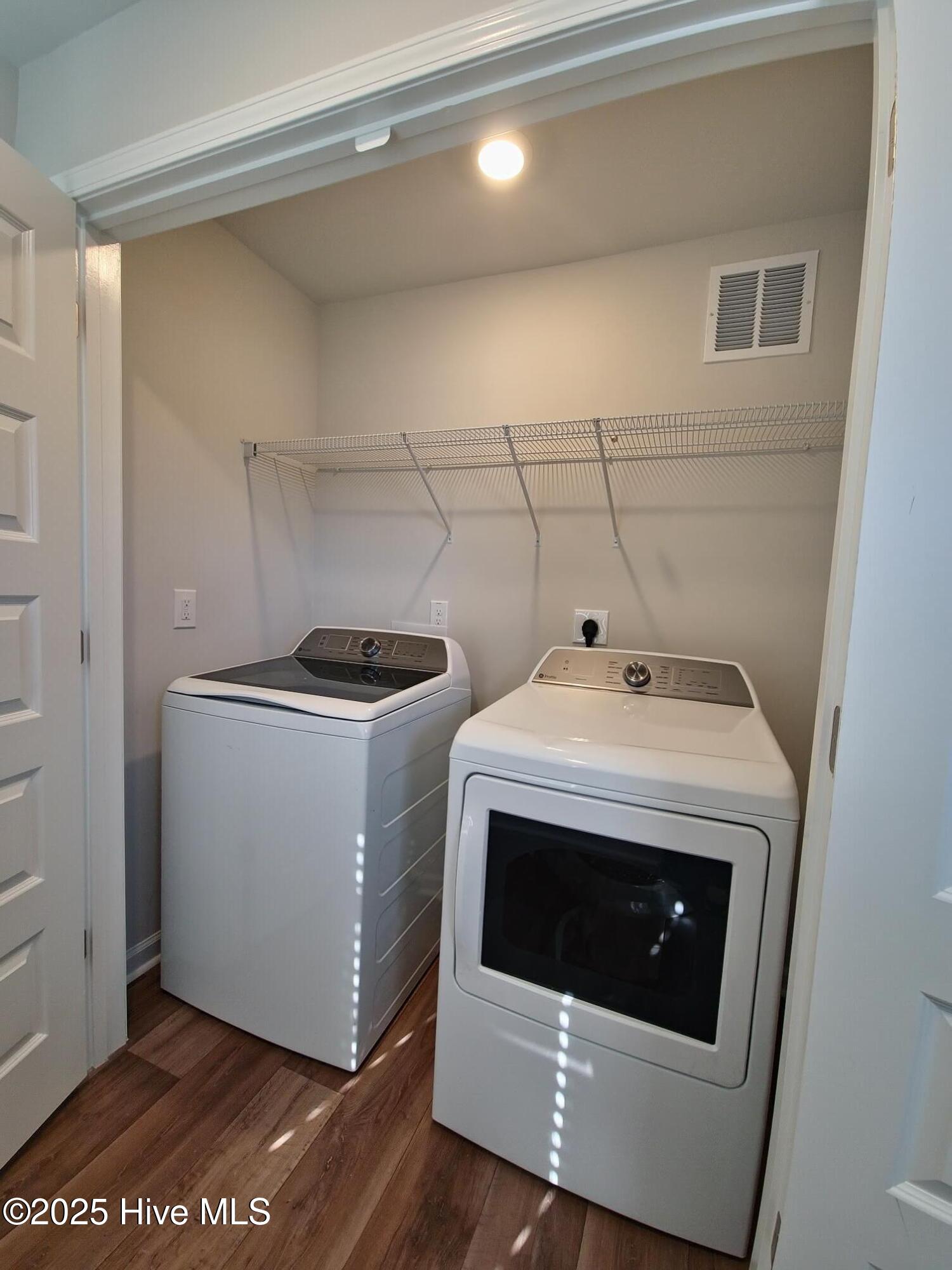 100544307 | Photo 15