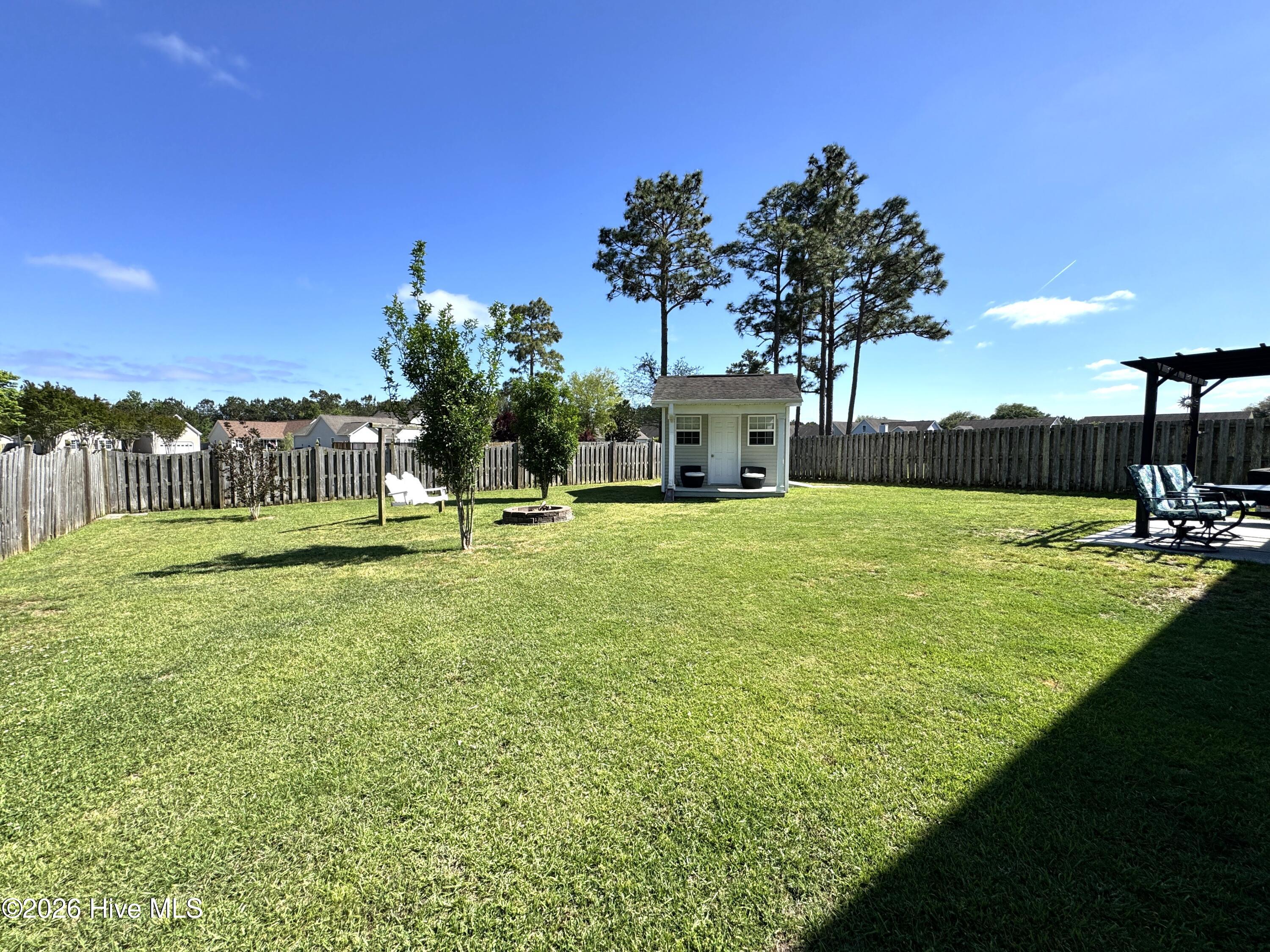 100570620 | Photo 33