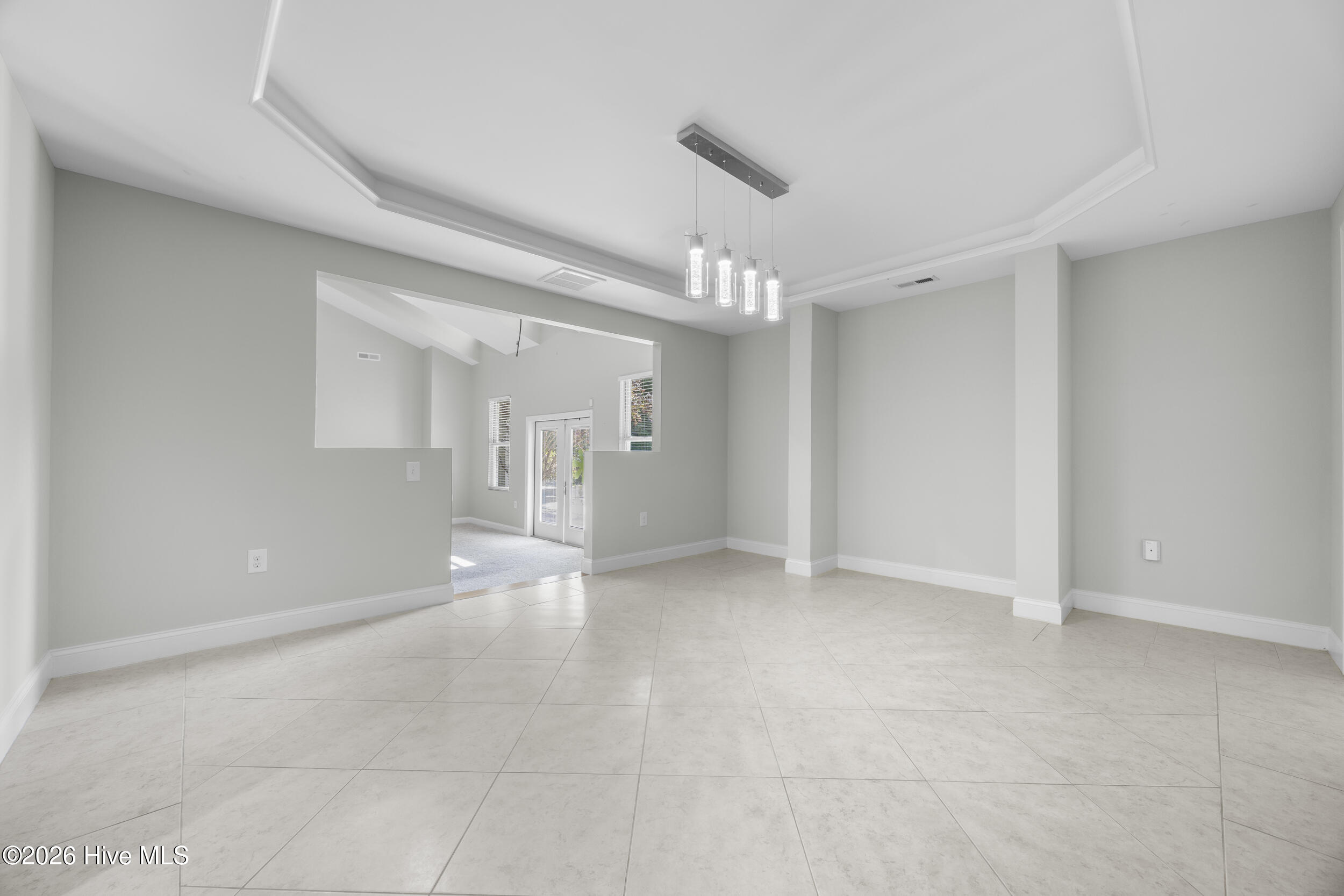 100569624 | Photo 17