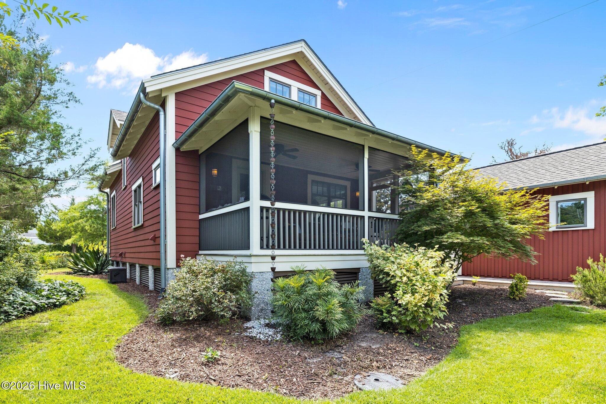 105 3rd Street,Beaufort