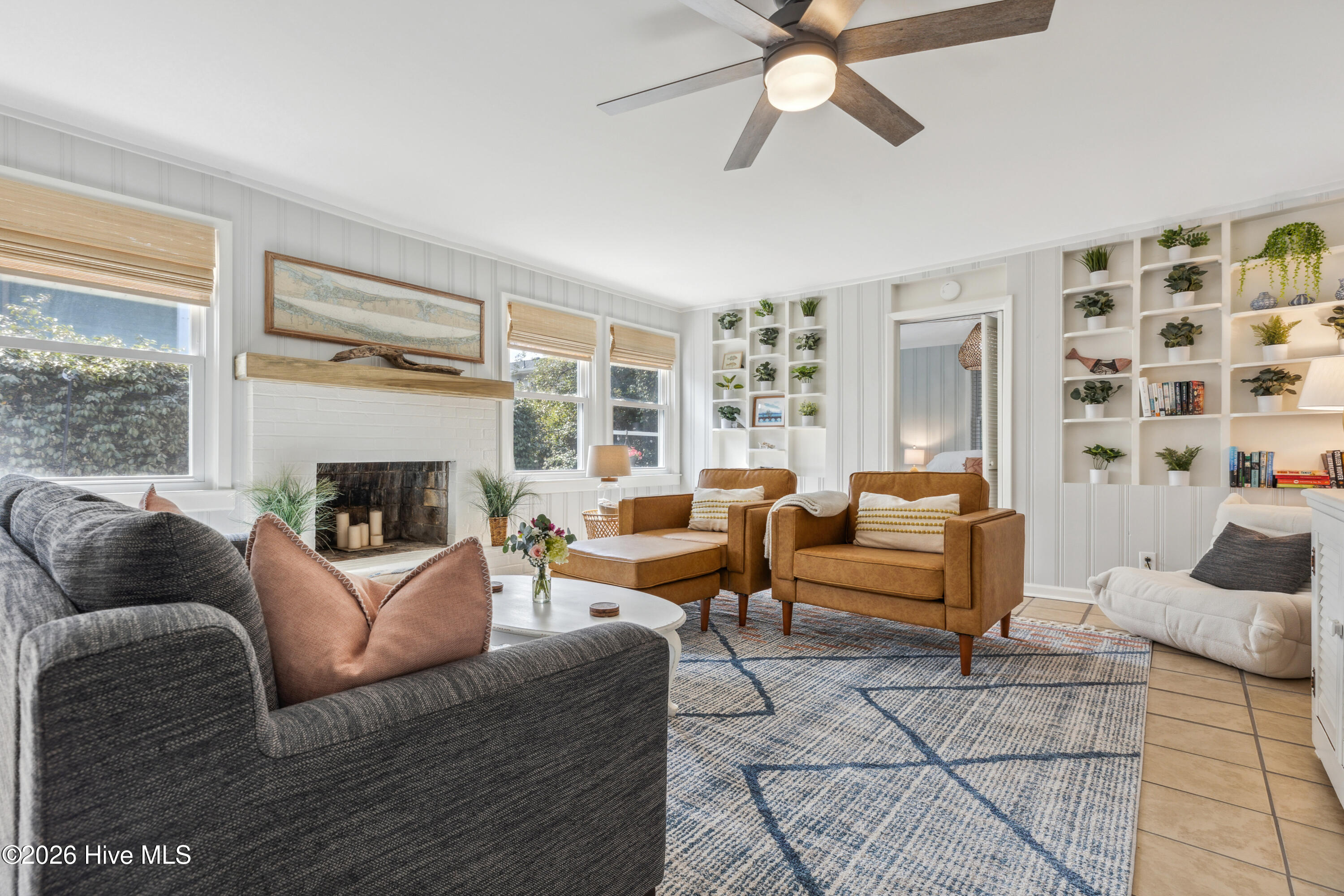 100569125 | Photo 22