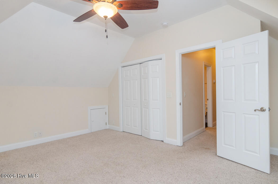 100556444 | Photo 29