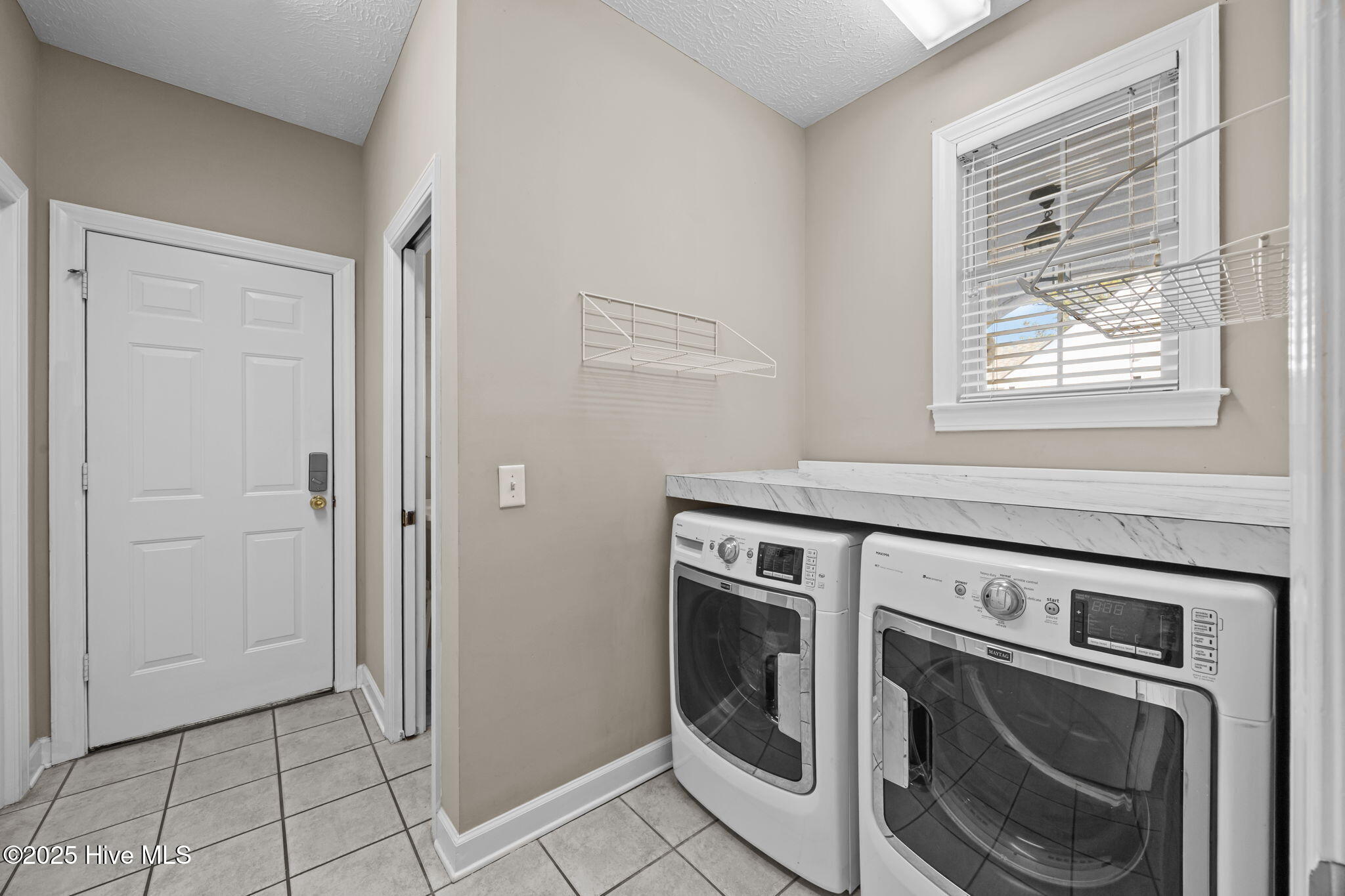 100543036 | Photo 18