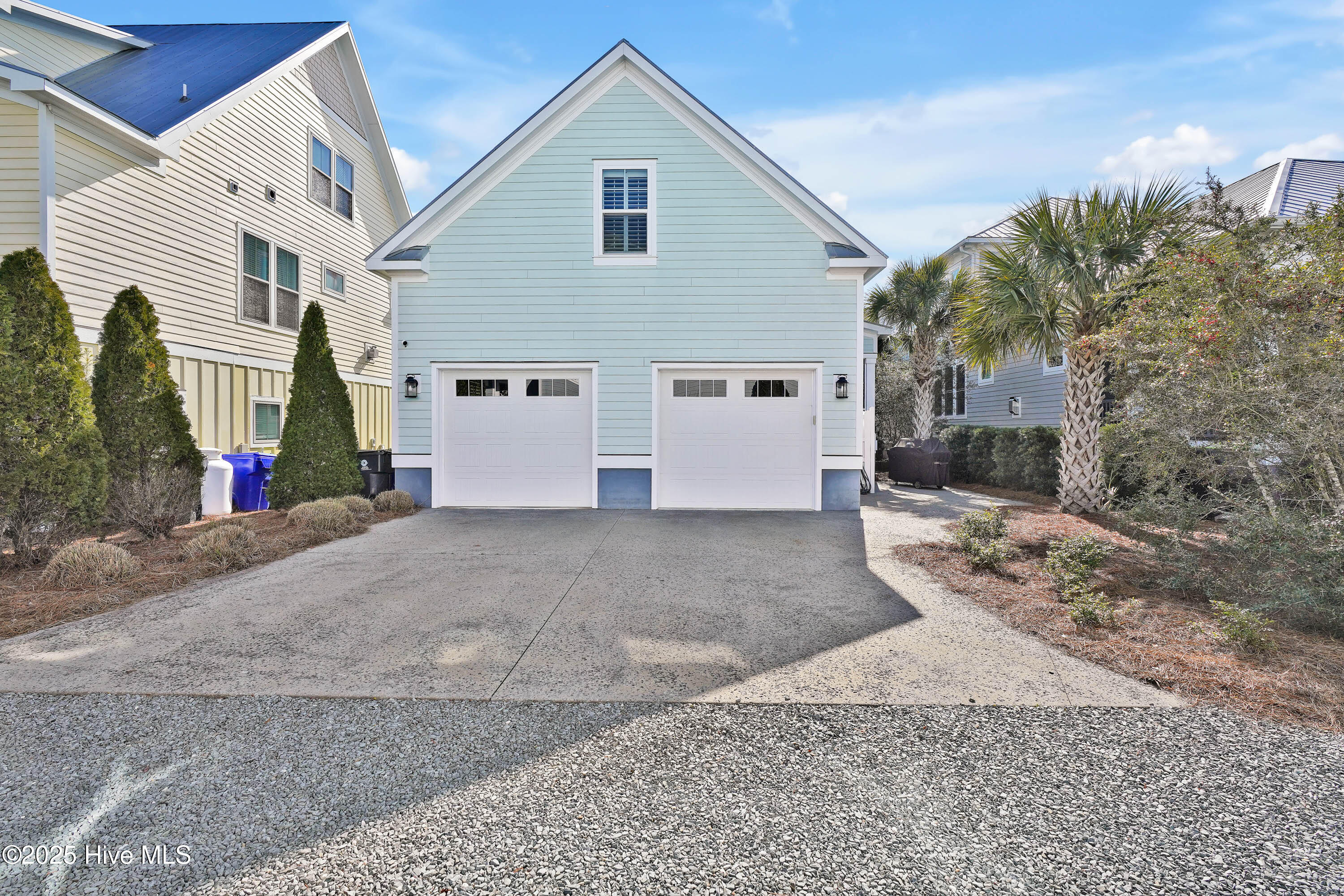 100552715 | Photo 51