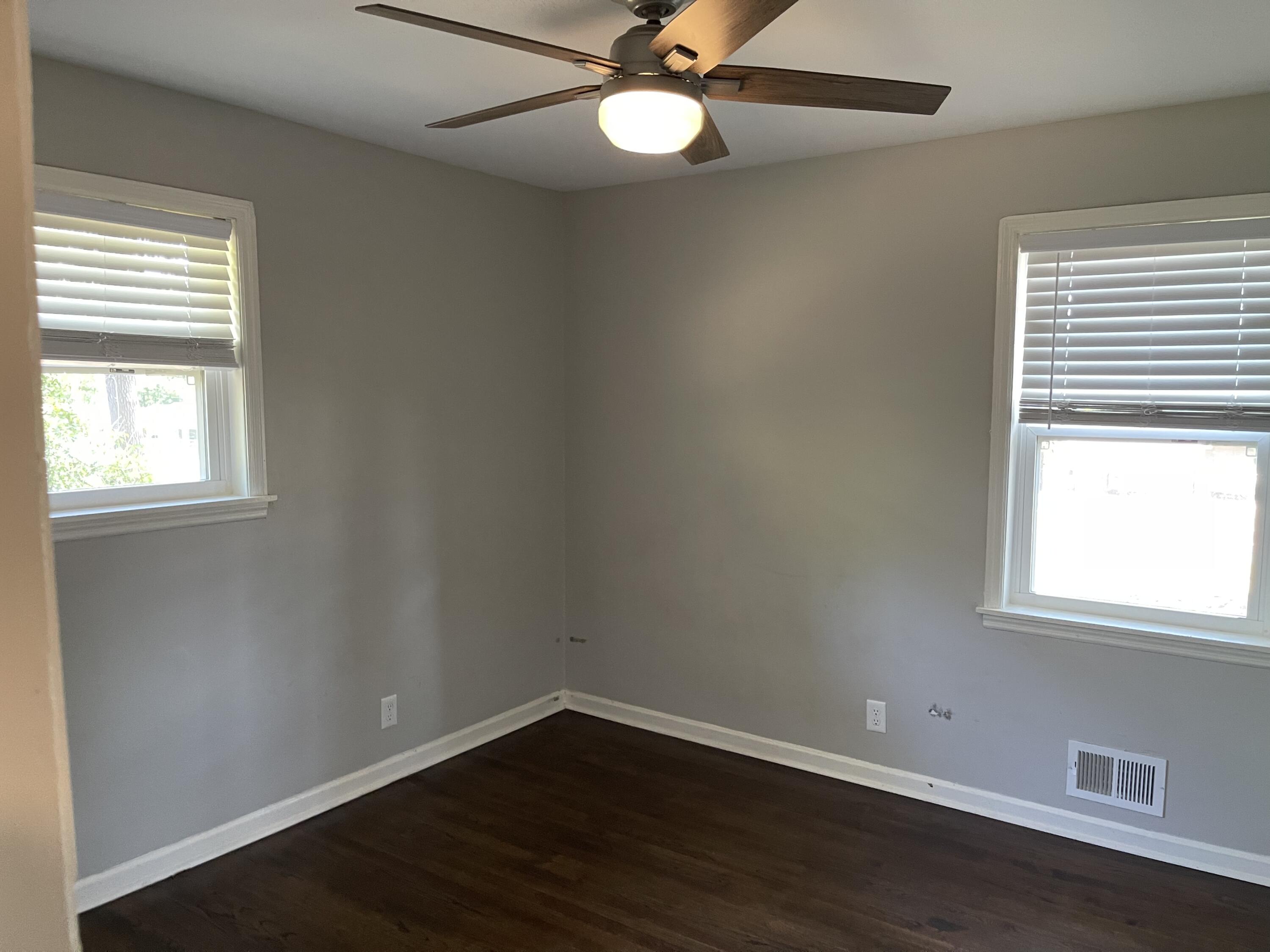 63F23A52-95D1-4D0C-B178-E2907A978DA4