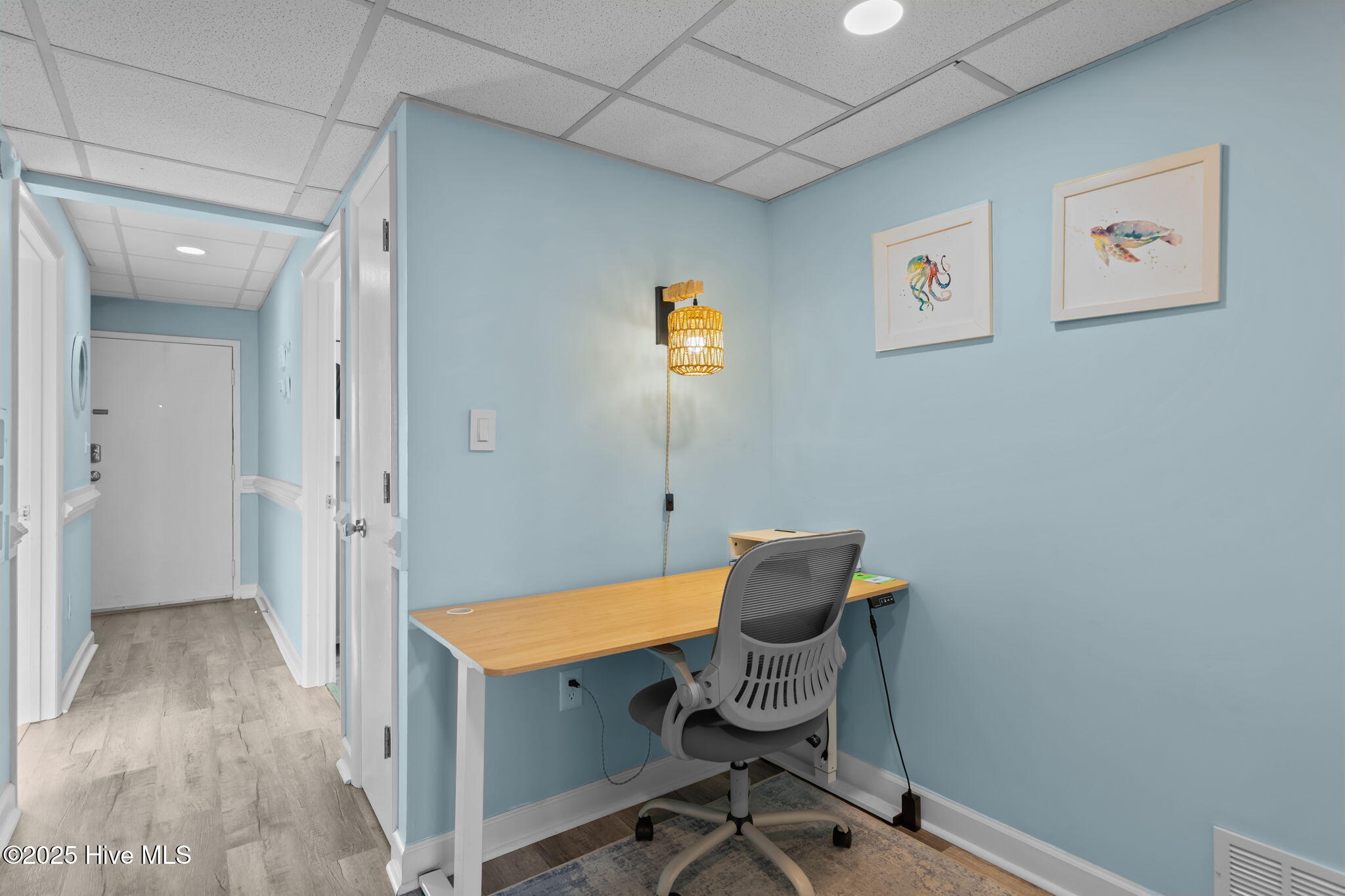 100570522 | Photo 17