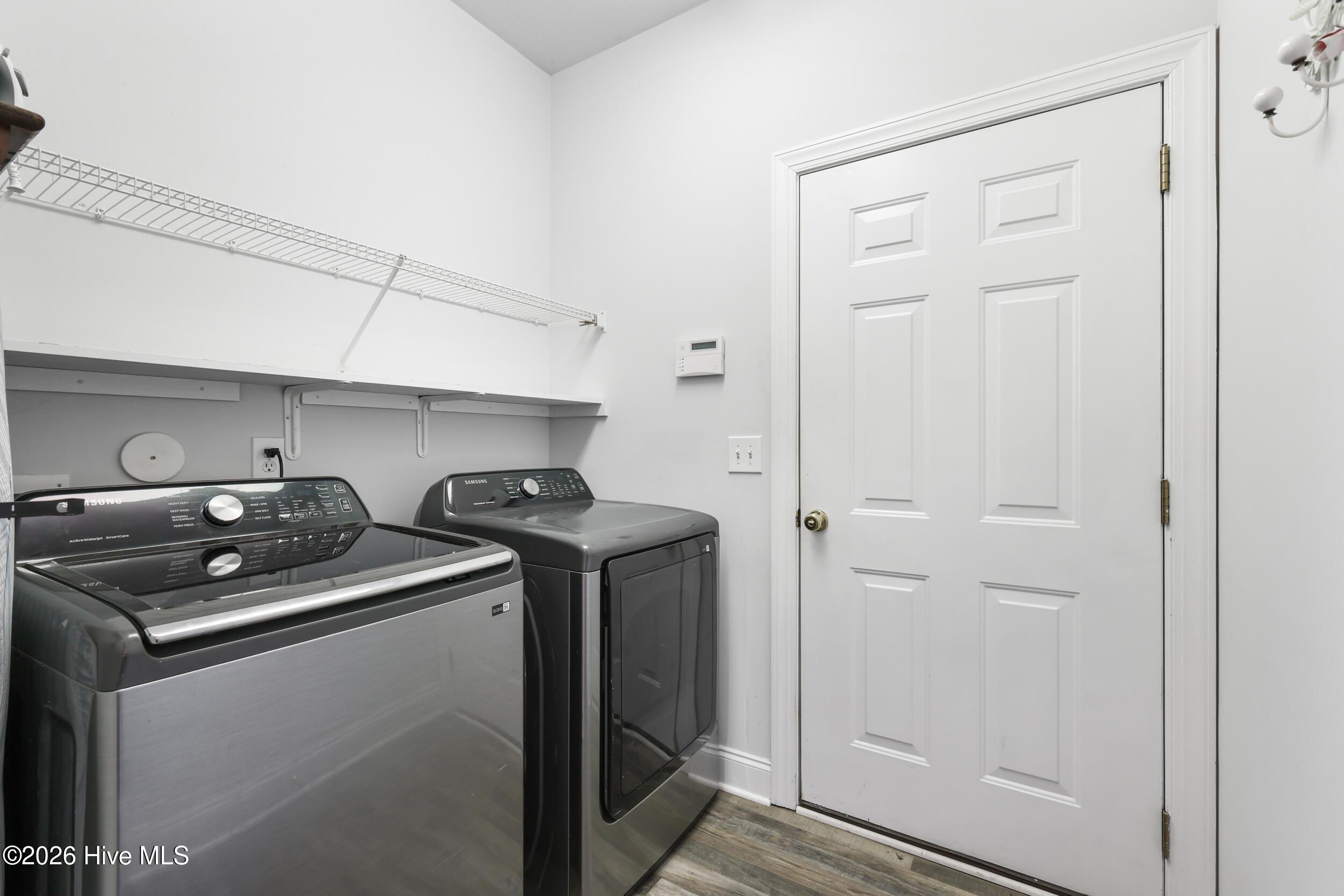 100539179 | Photo 26