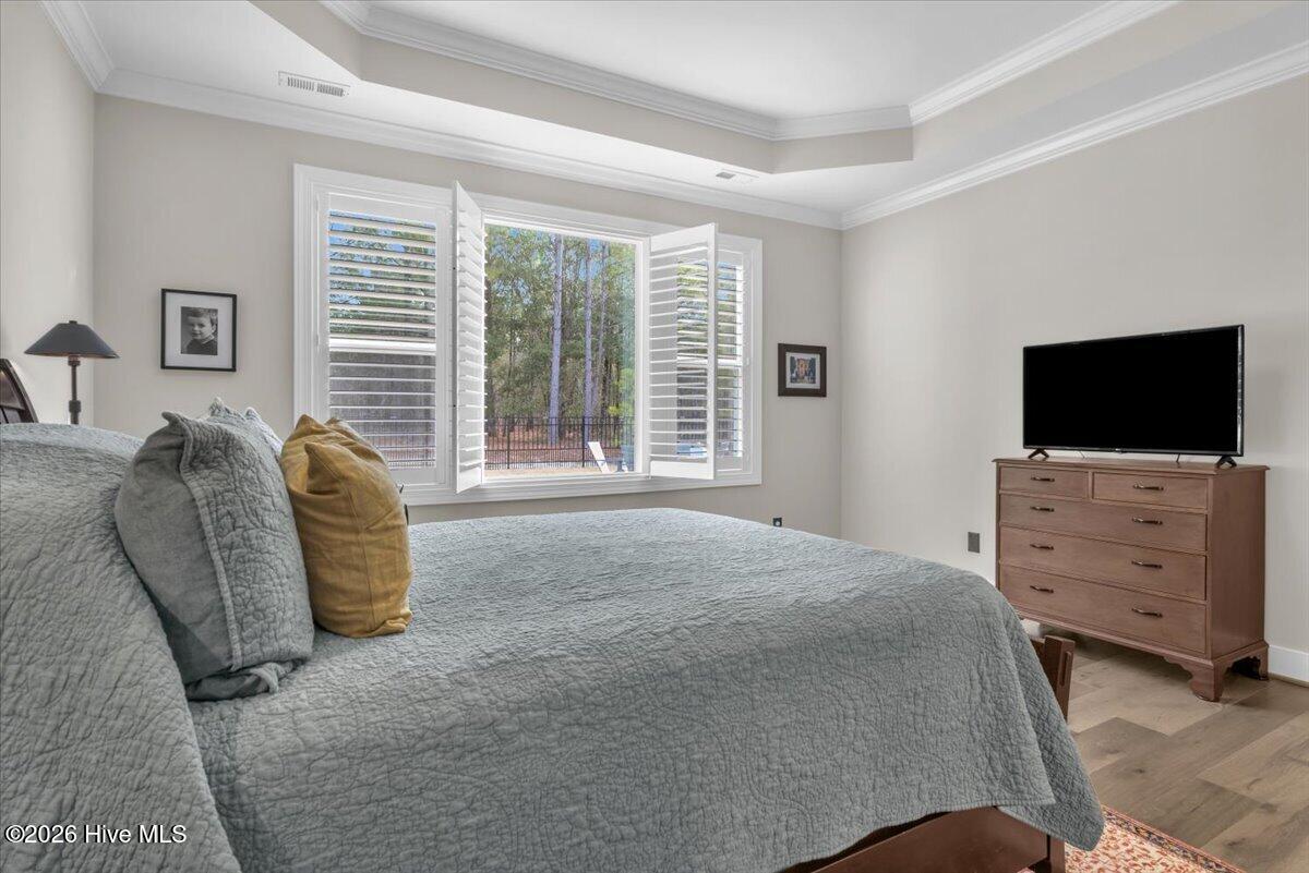 100552703 | Photo 24