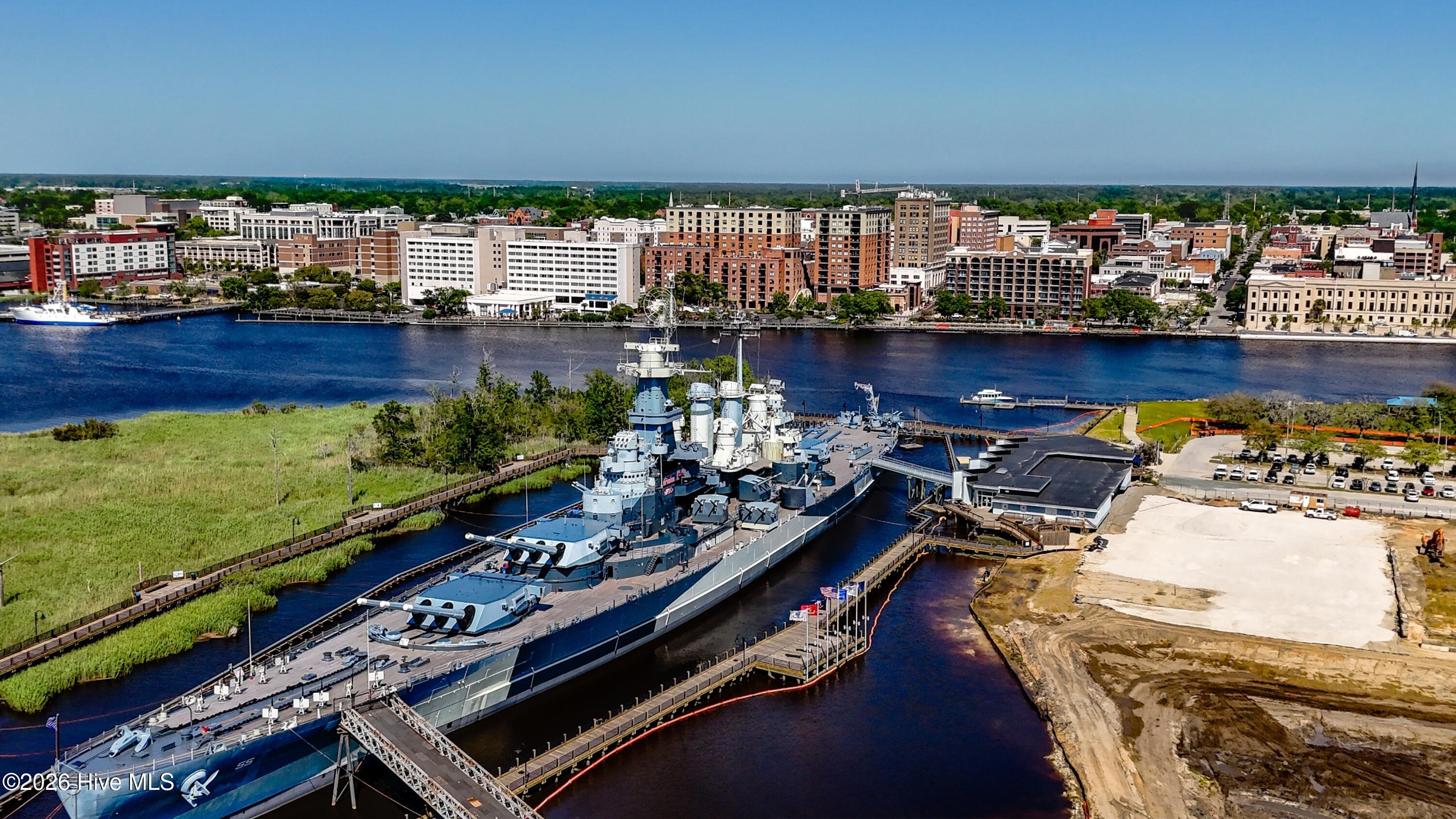 100550153 | Photo 44