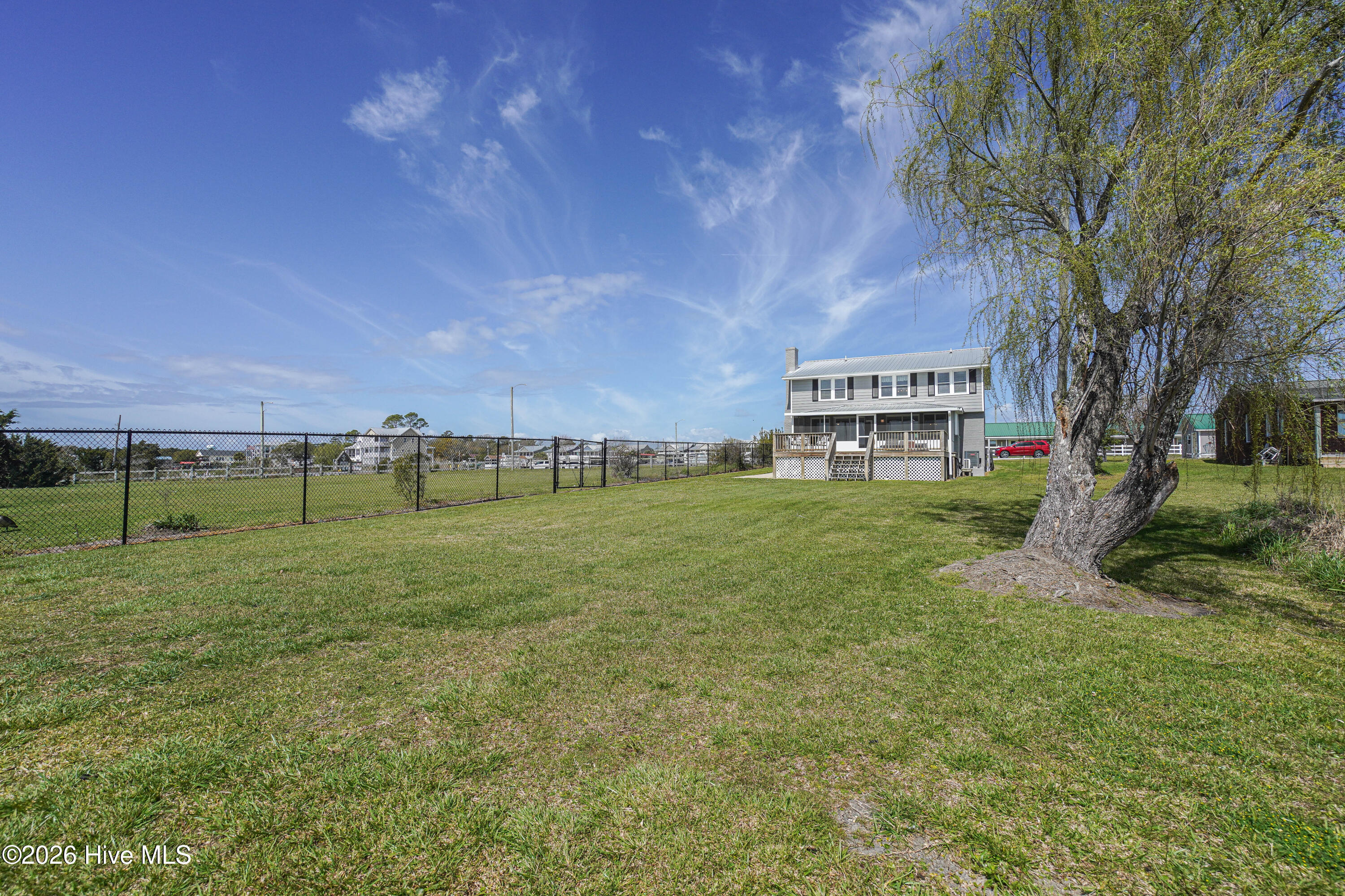 100564102 | Photo 47