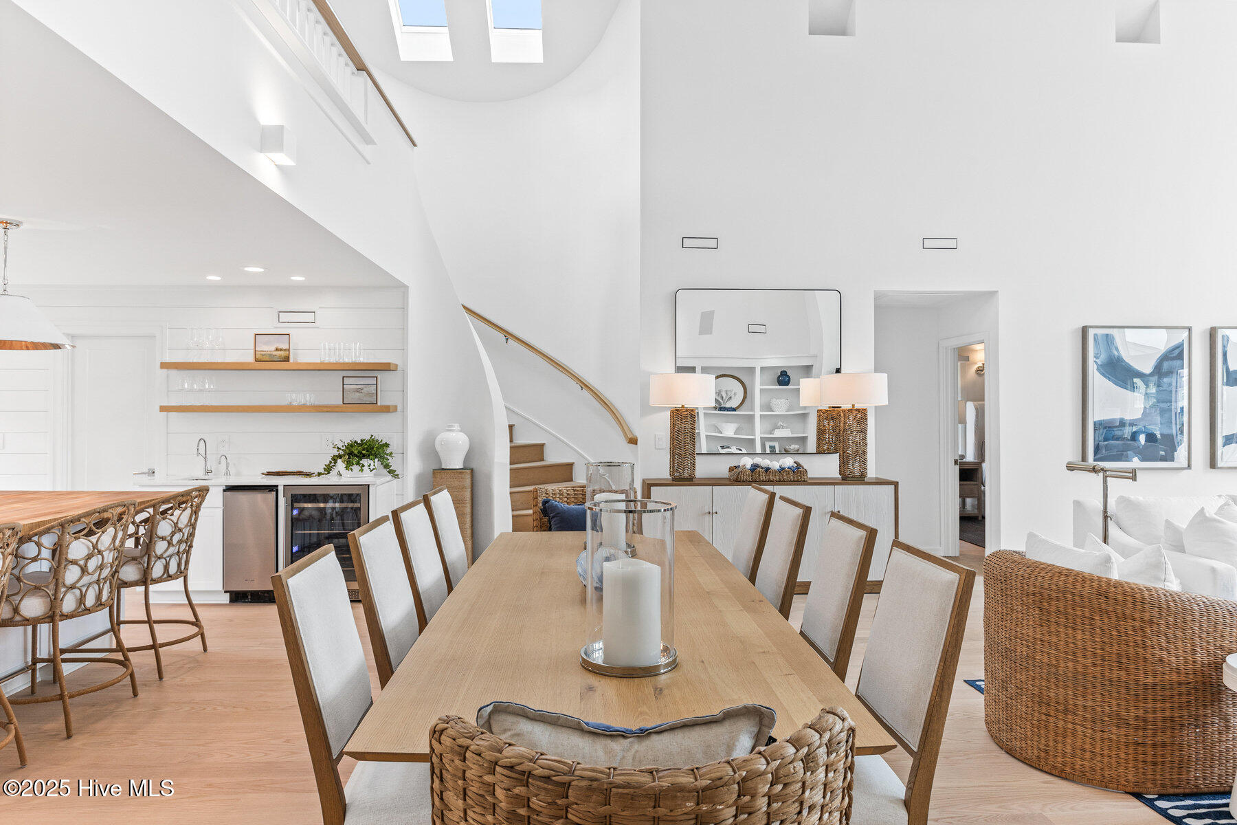 100530519 | Photo 14