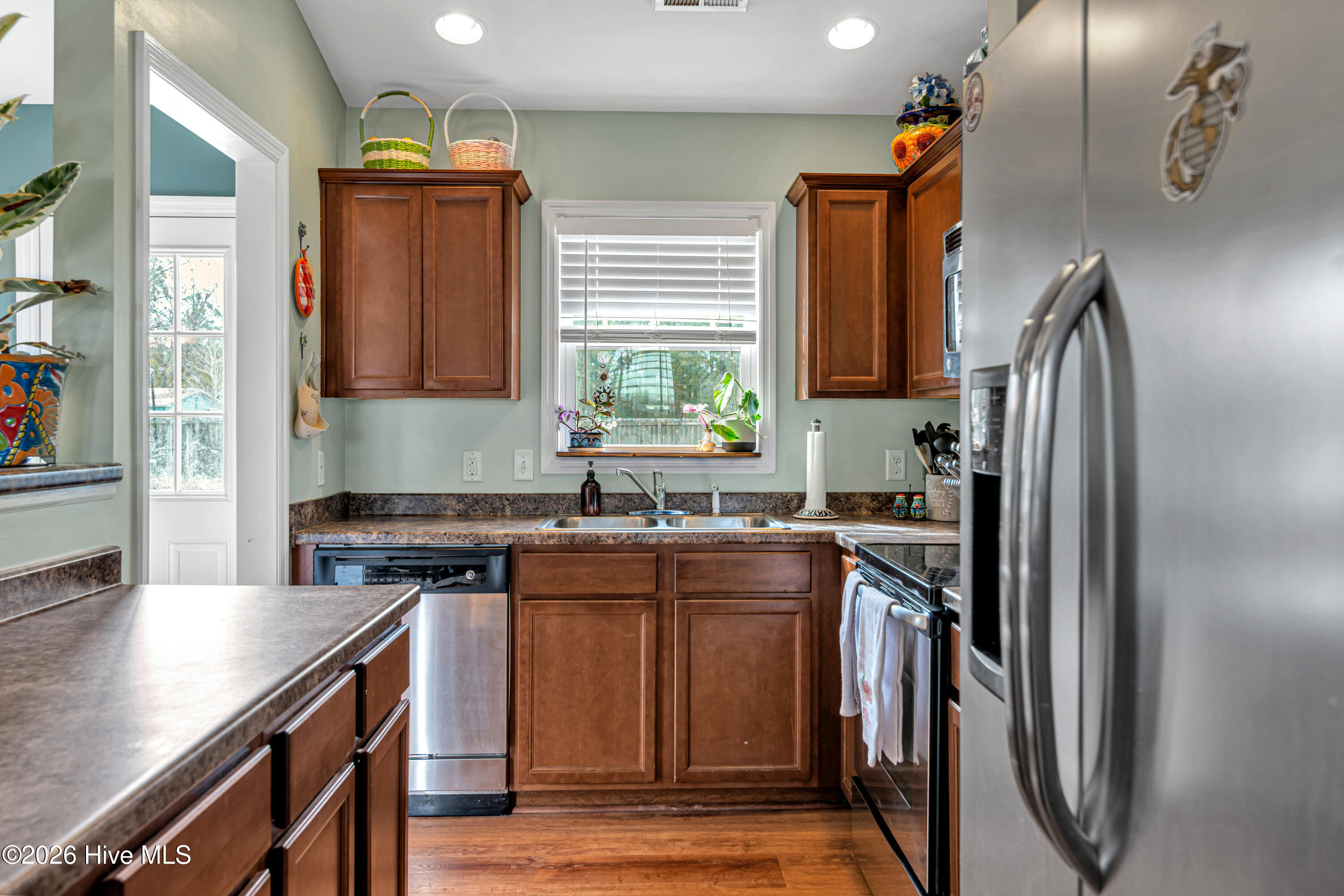 100558524 | Photo 15