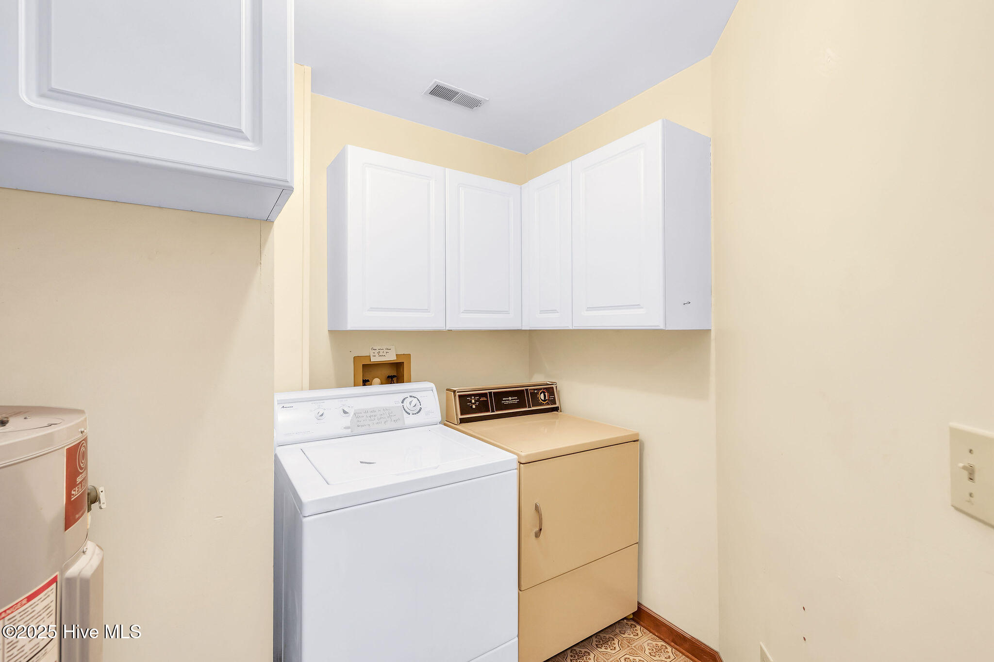 100541732 | Photo 42