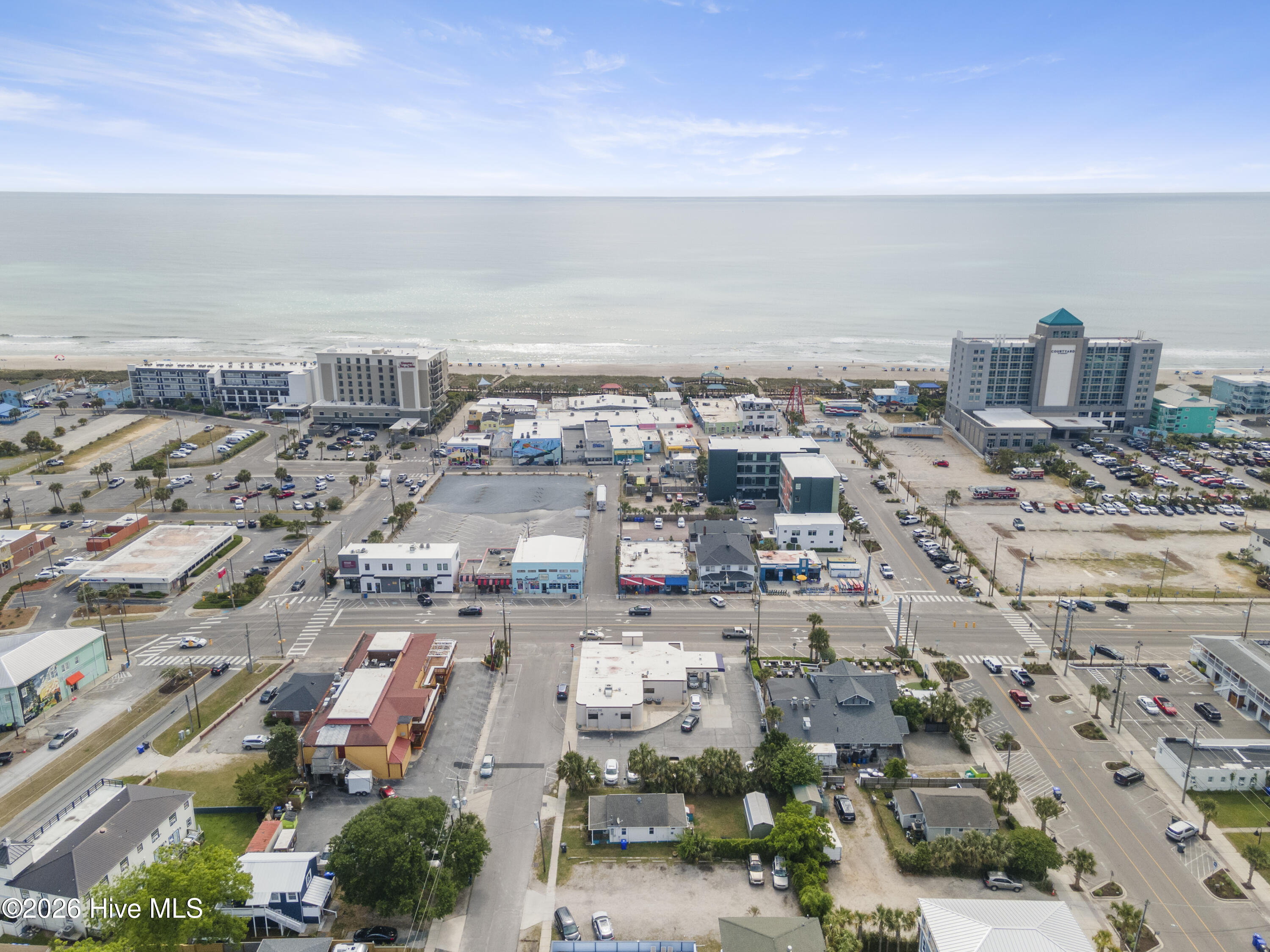 100566755 | Photo 93