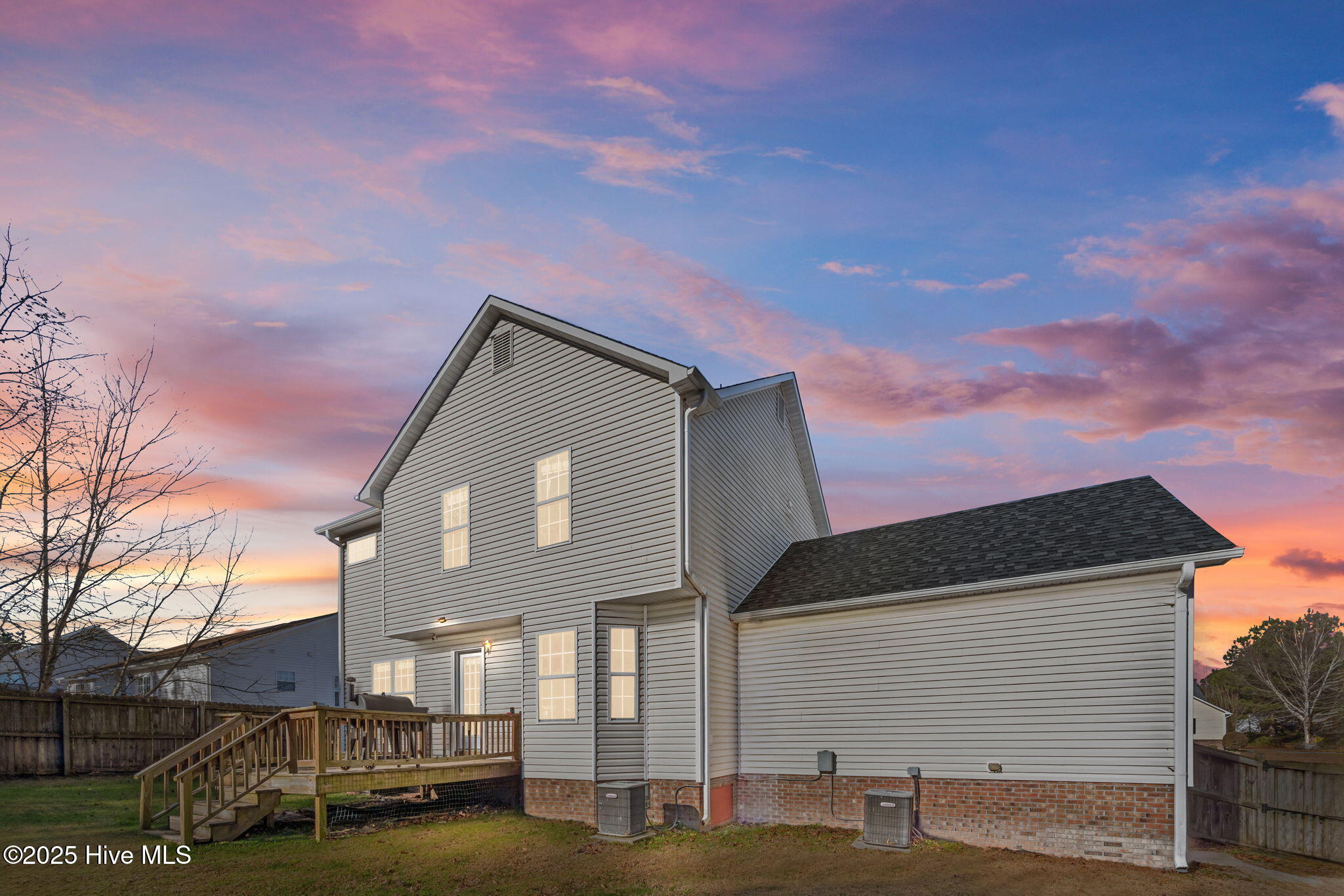 100545642 | Photo 46