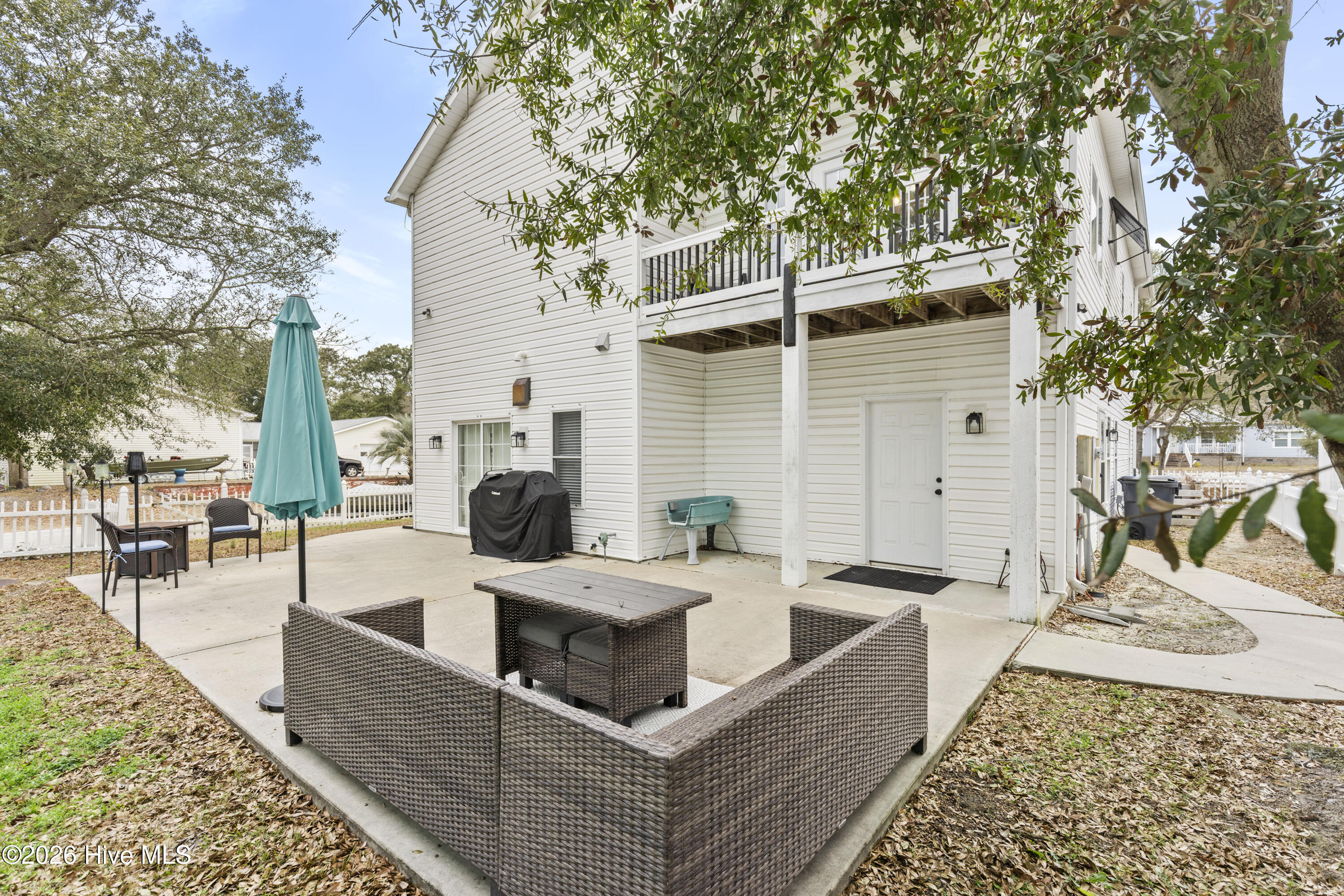 100551822 | Photo 52