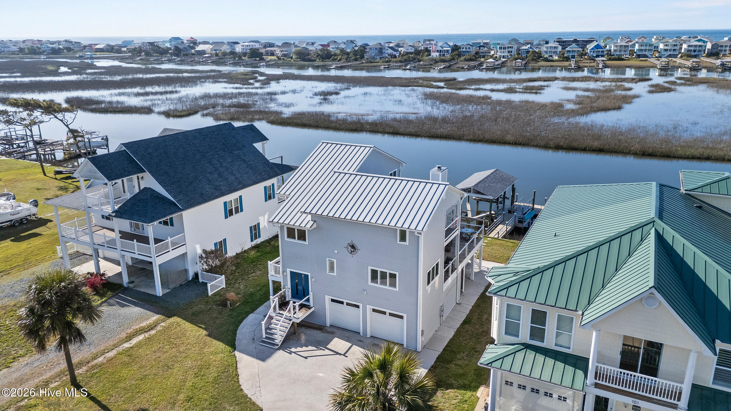 100564811 | Photo 72