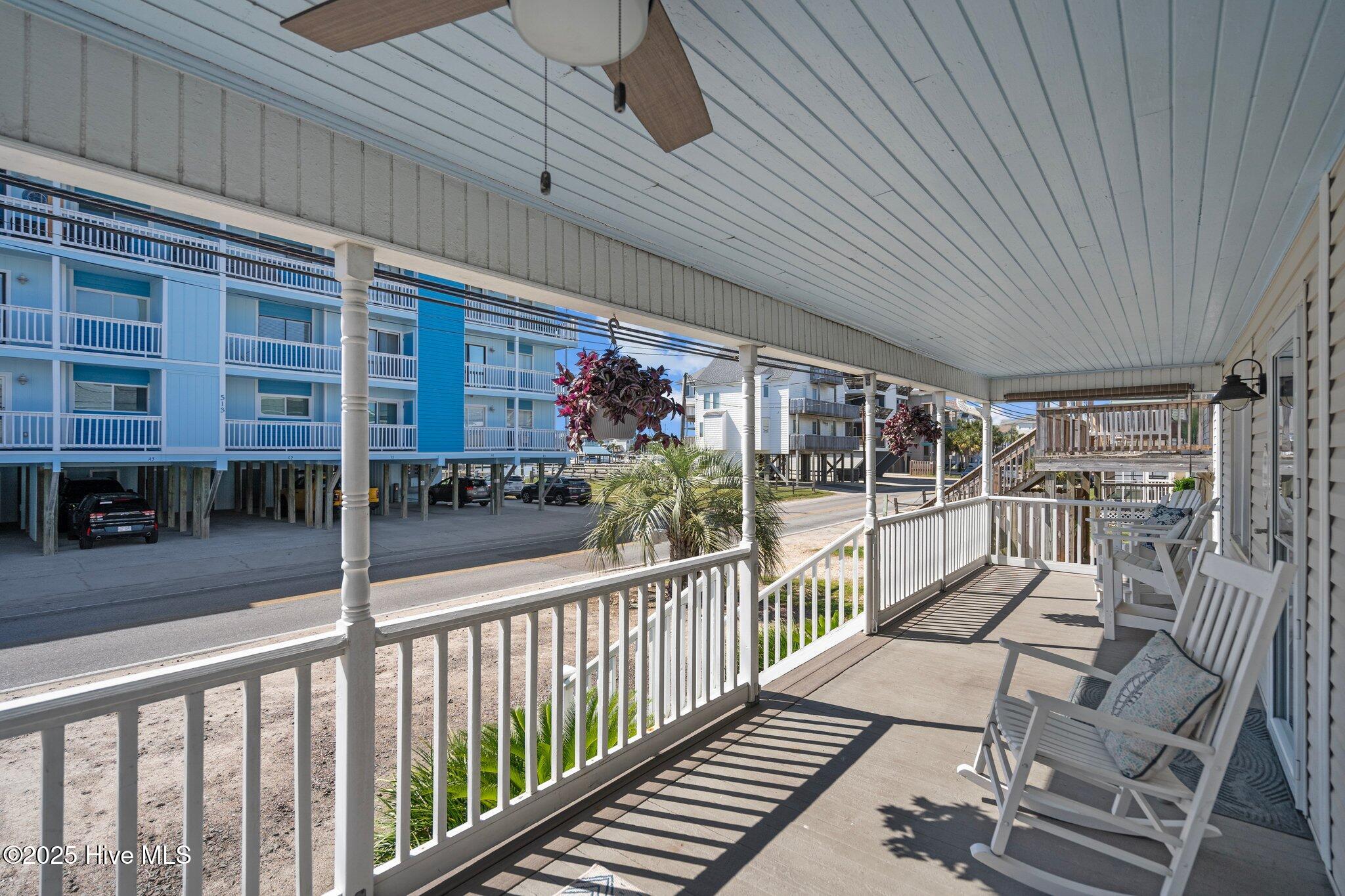 100532110 | Photo 63