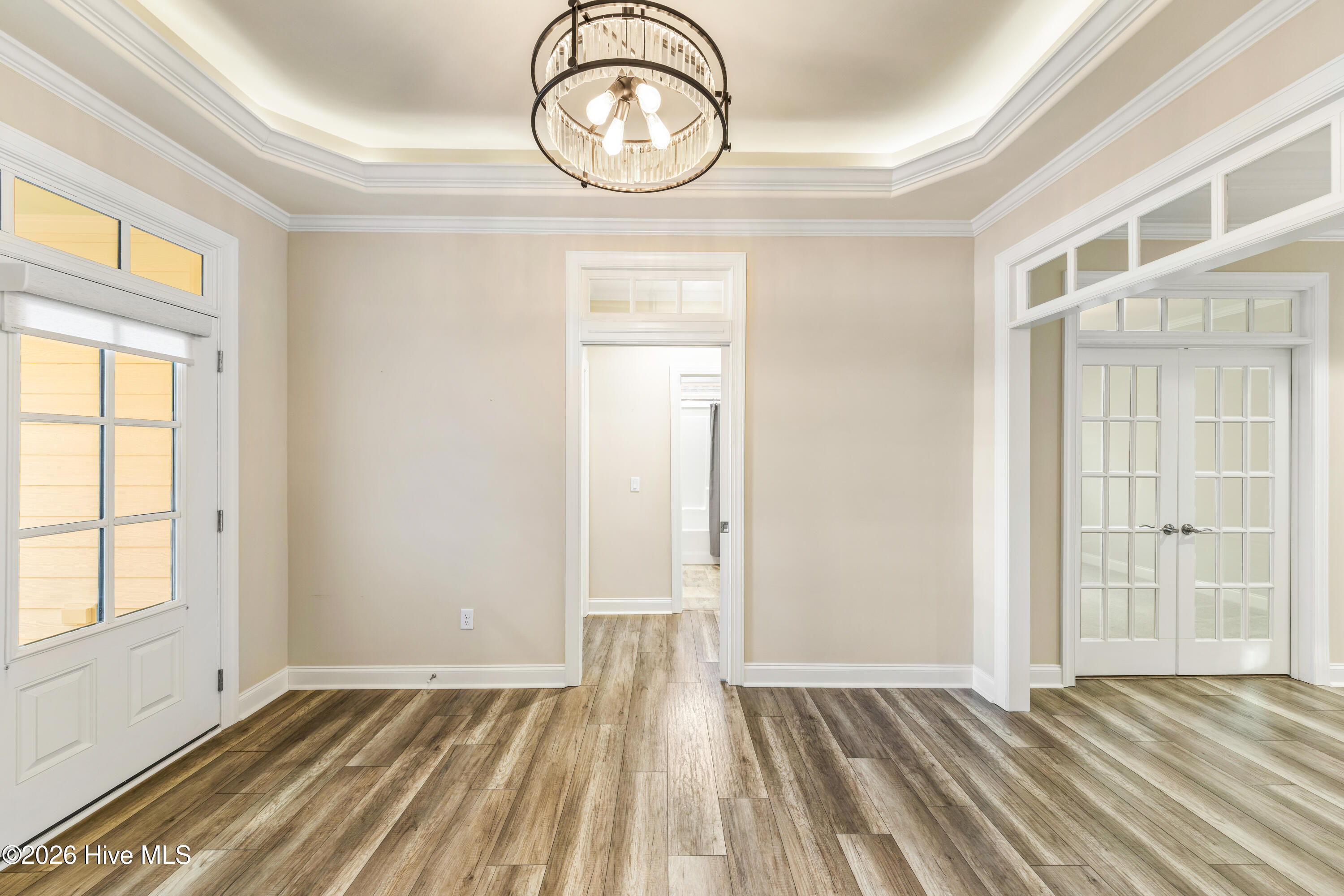 100536175 | Photo 34