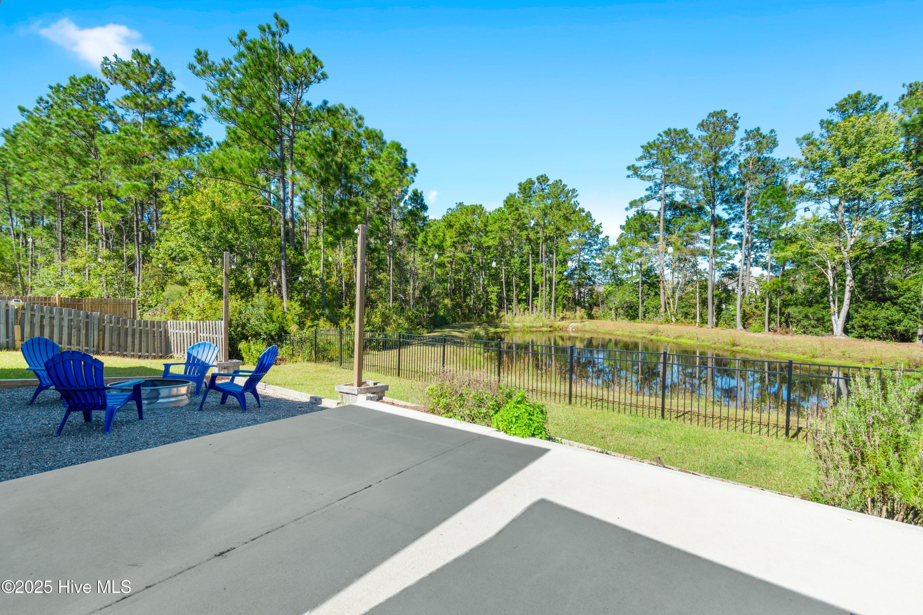 100537510 | Photo 52