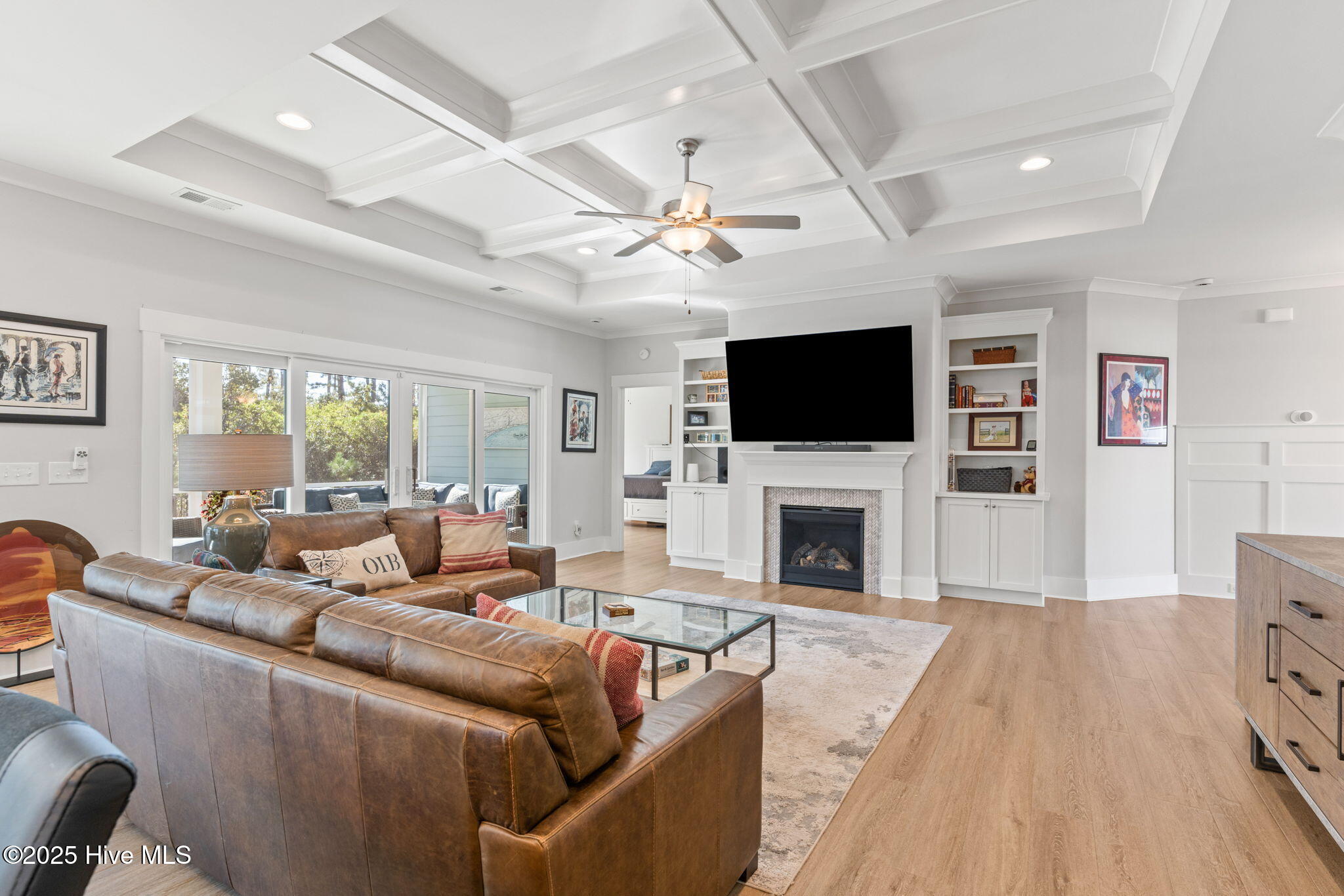 100534484 | Photo 29