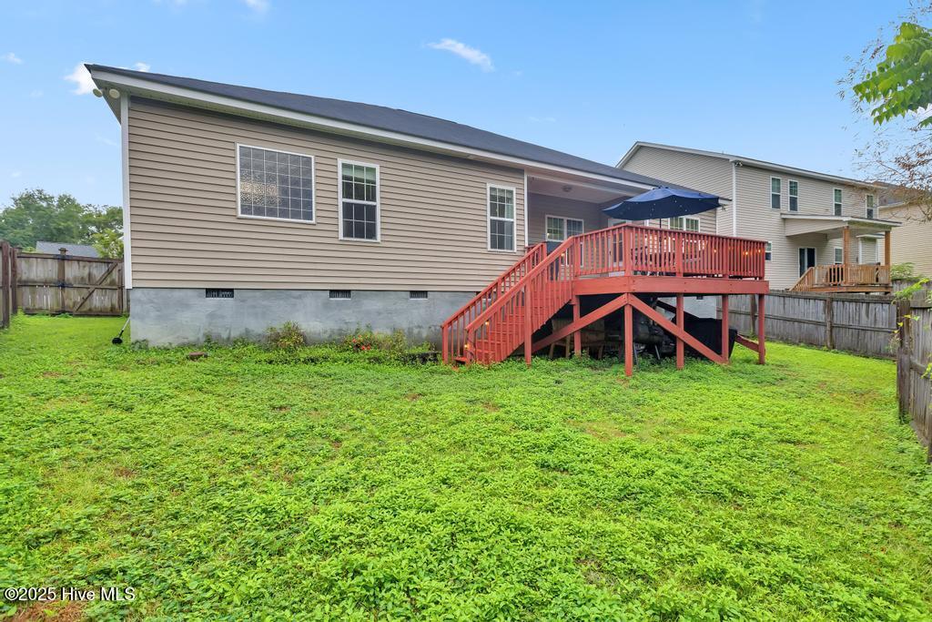 100532060 | Photo 29