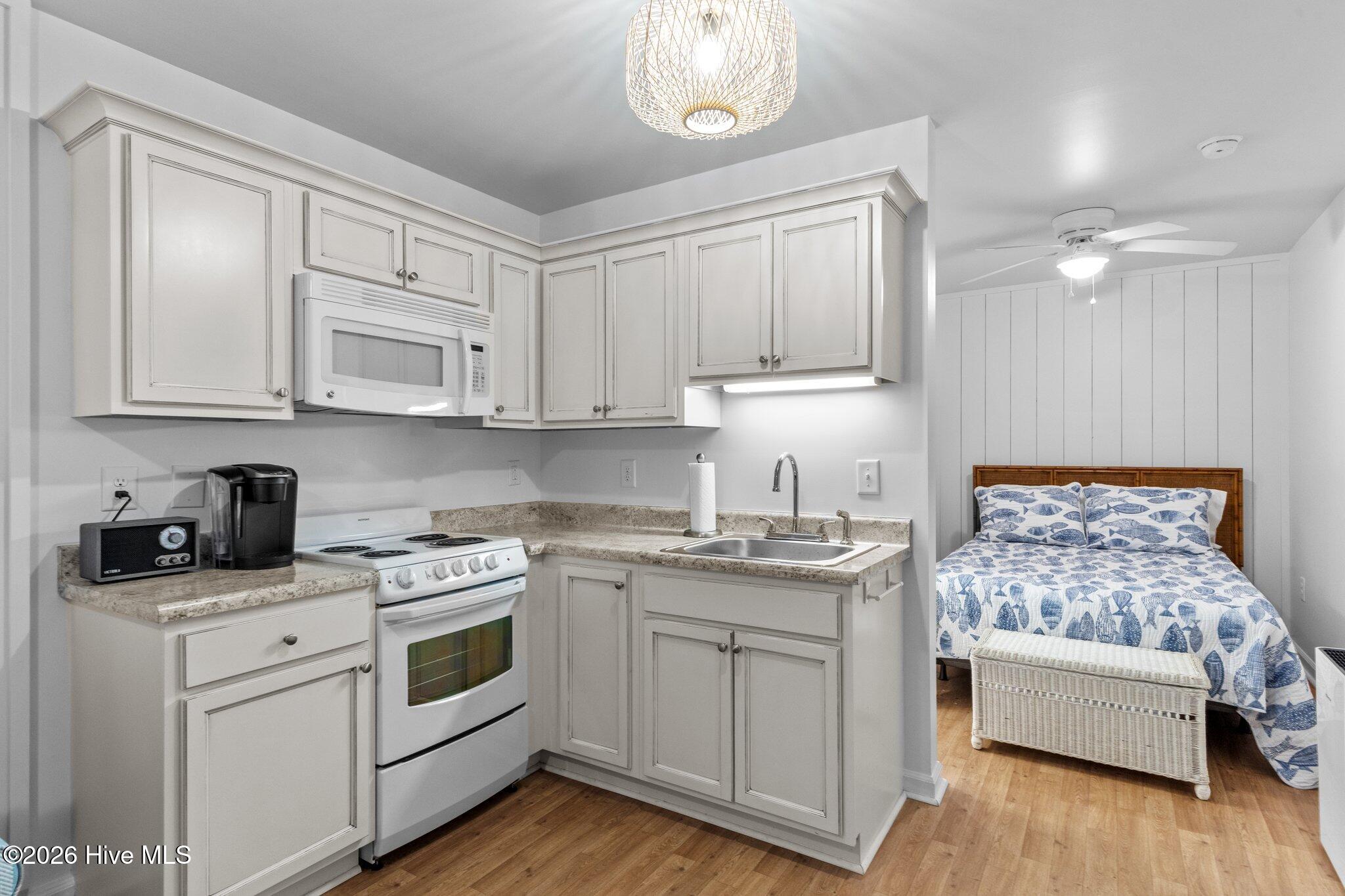 2401 W Fort Macon Road 244,Atlantic Beach
