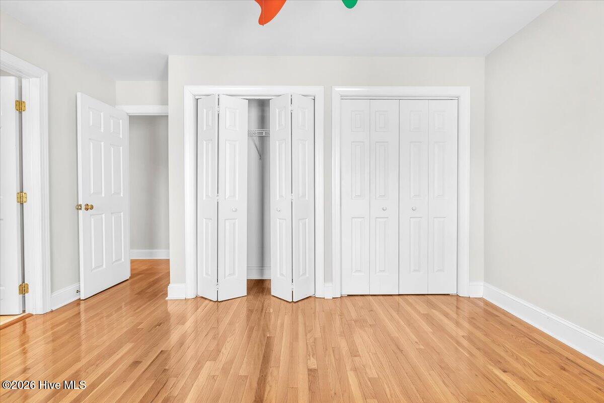 100564445 | Photo 46