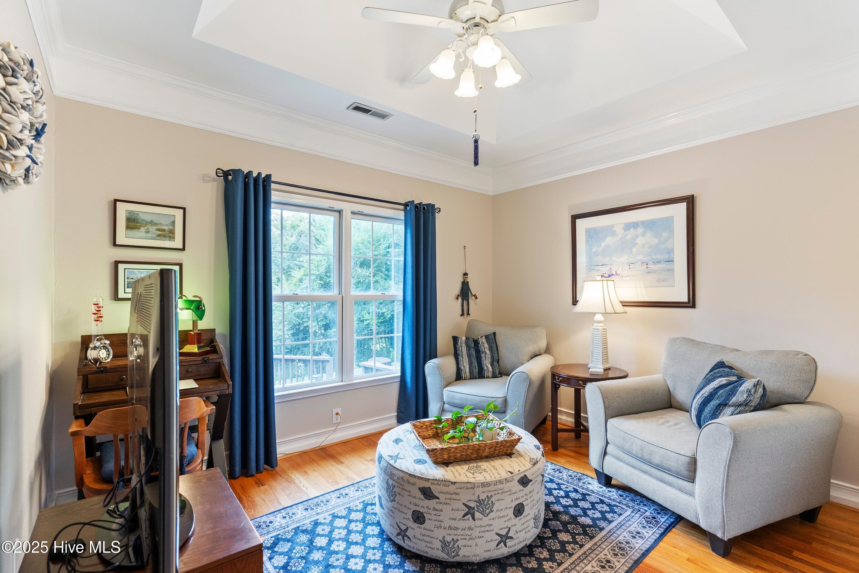 100530044 | Photo 38