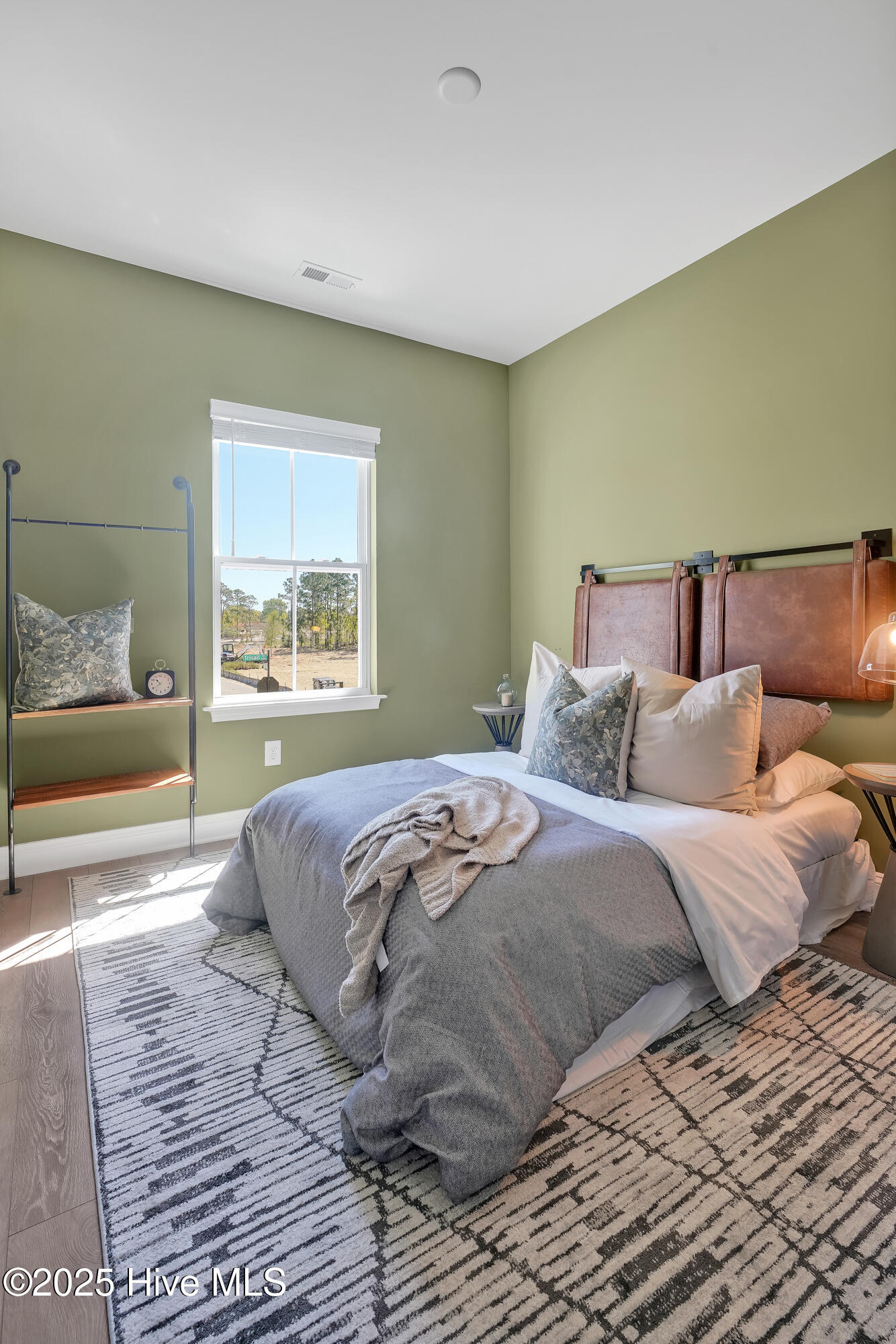 100536346 | Photo 31