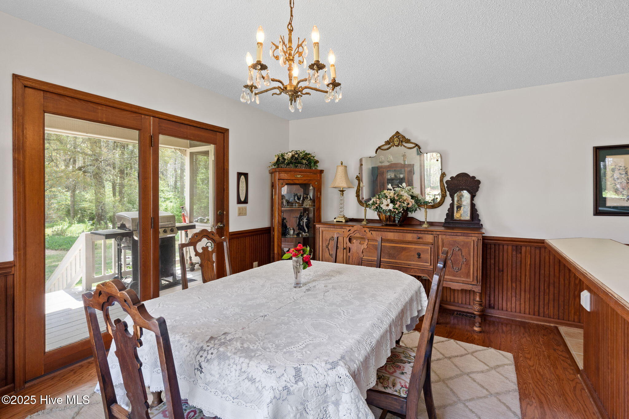 100499054 | Photo 24