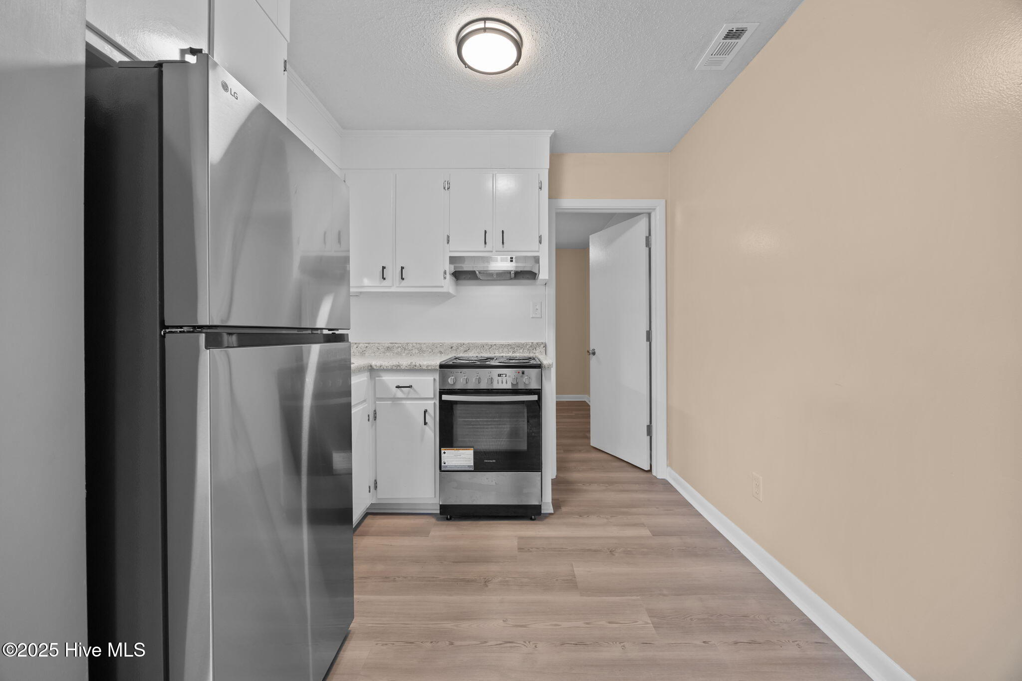 11-web-or-mls-1190 Gould Rd Unit2 21