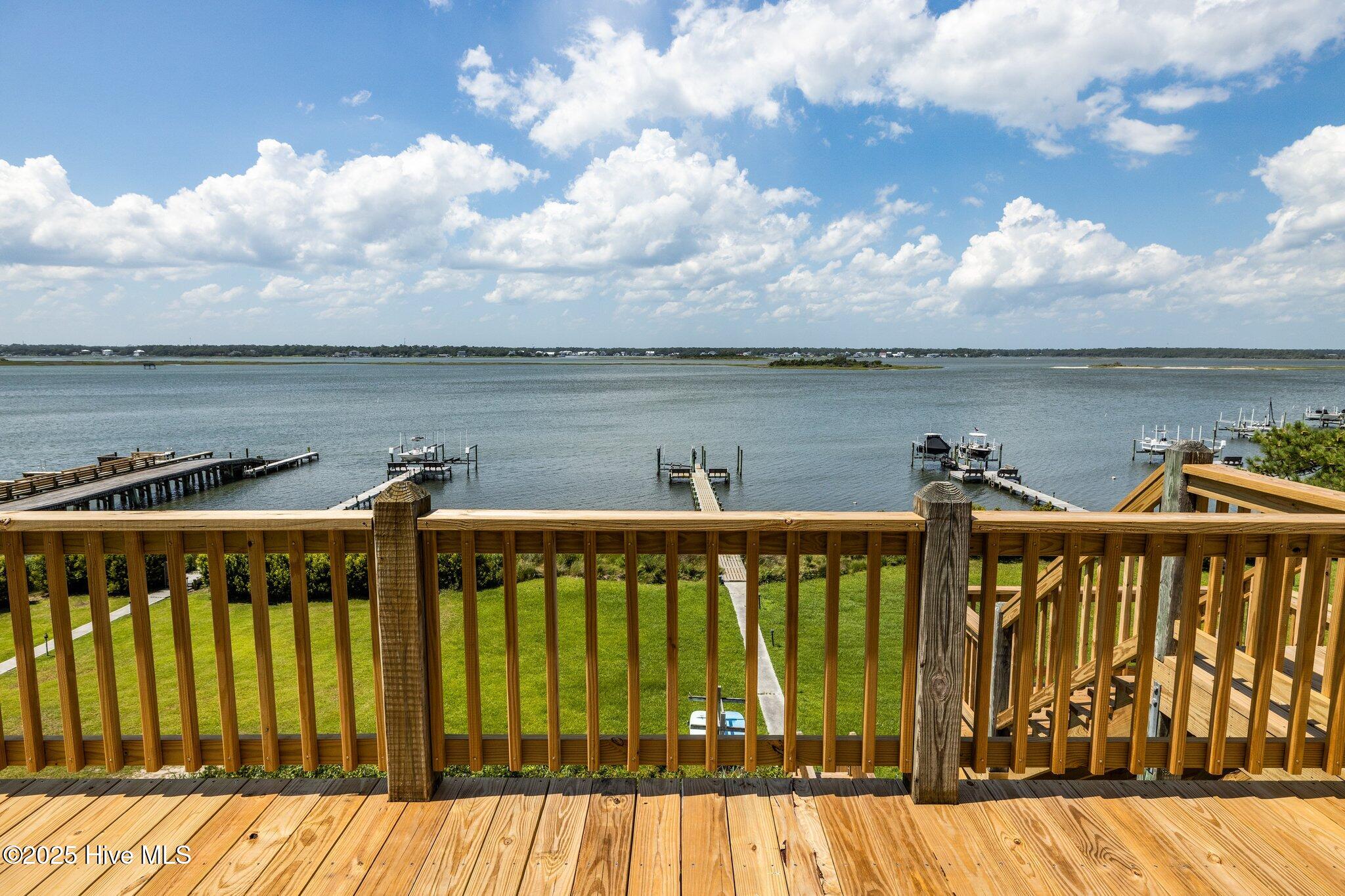 100516101 | Photo 32