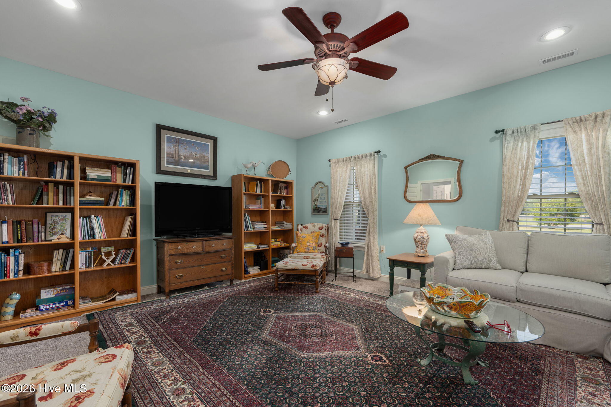 31-web-or-mls-106-Phyllis-Ct-Media-Room-
