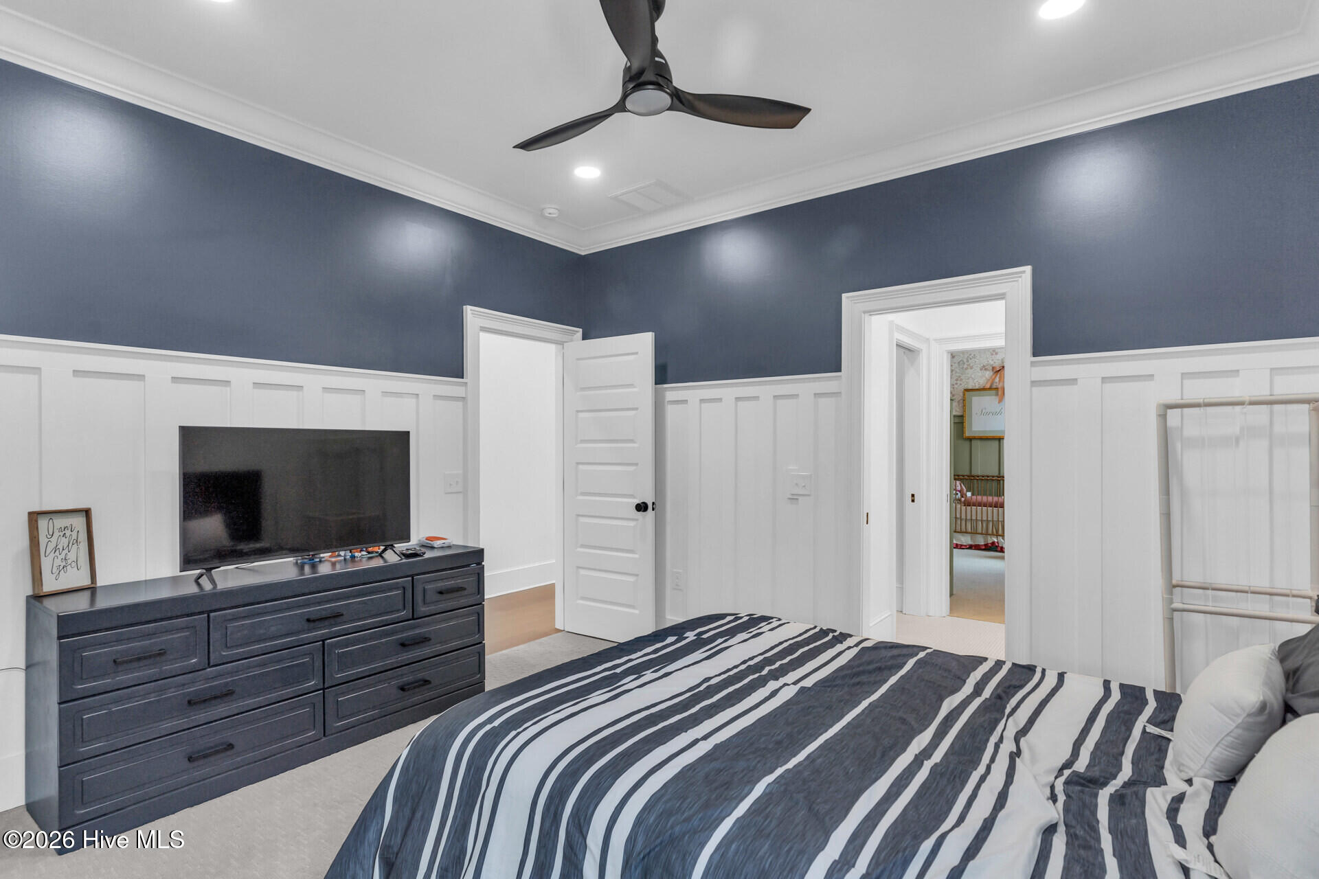 100553549 | Photo 44