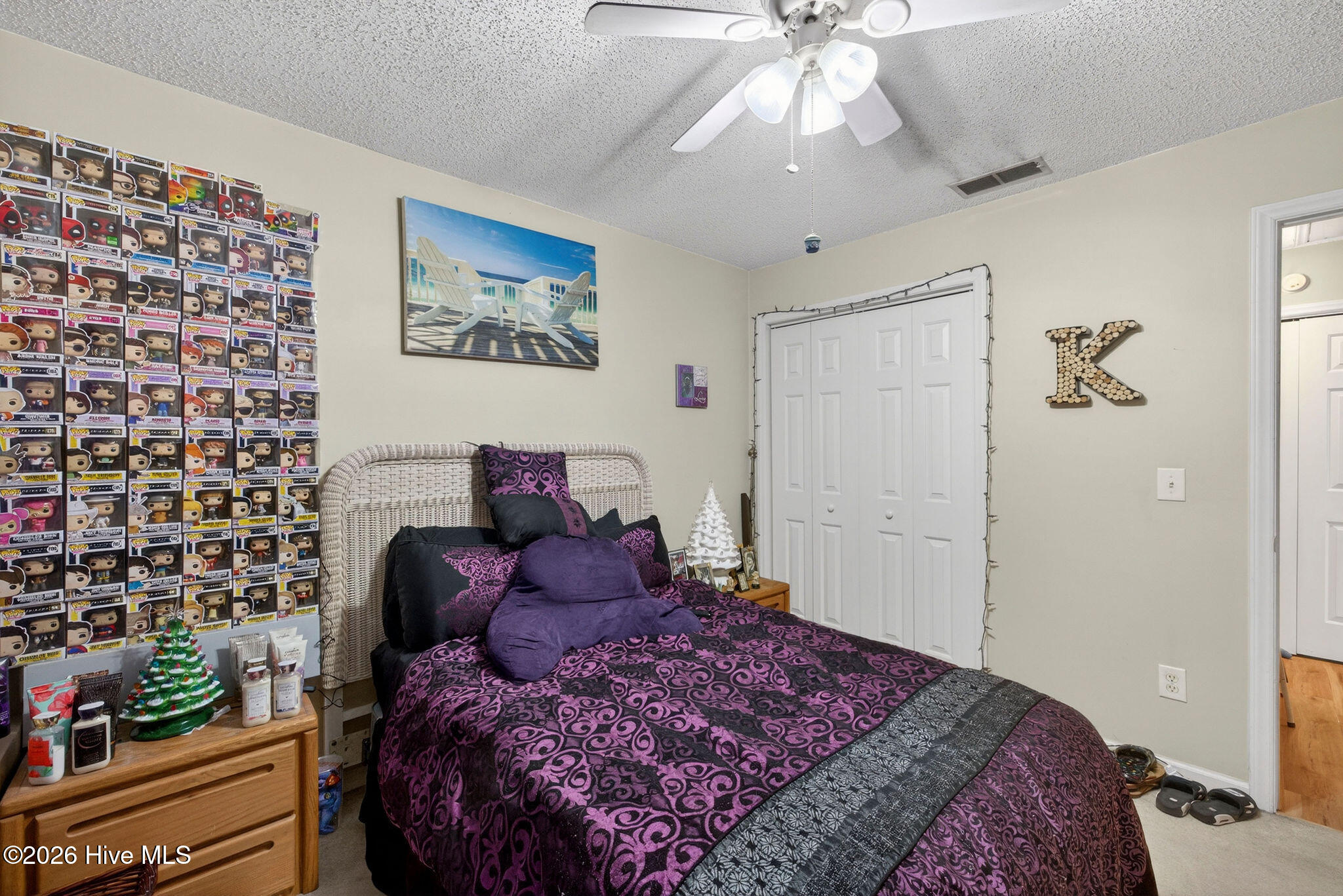 100568008 | Photo 12