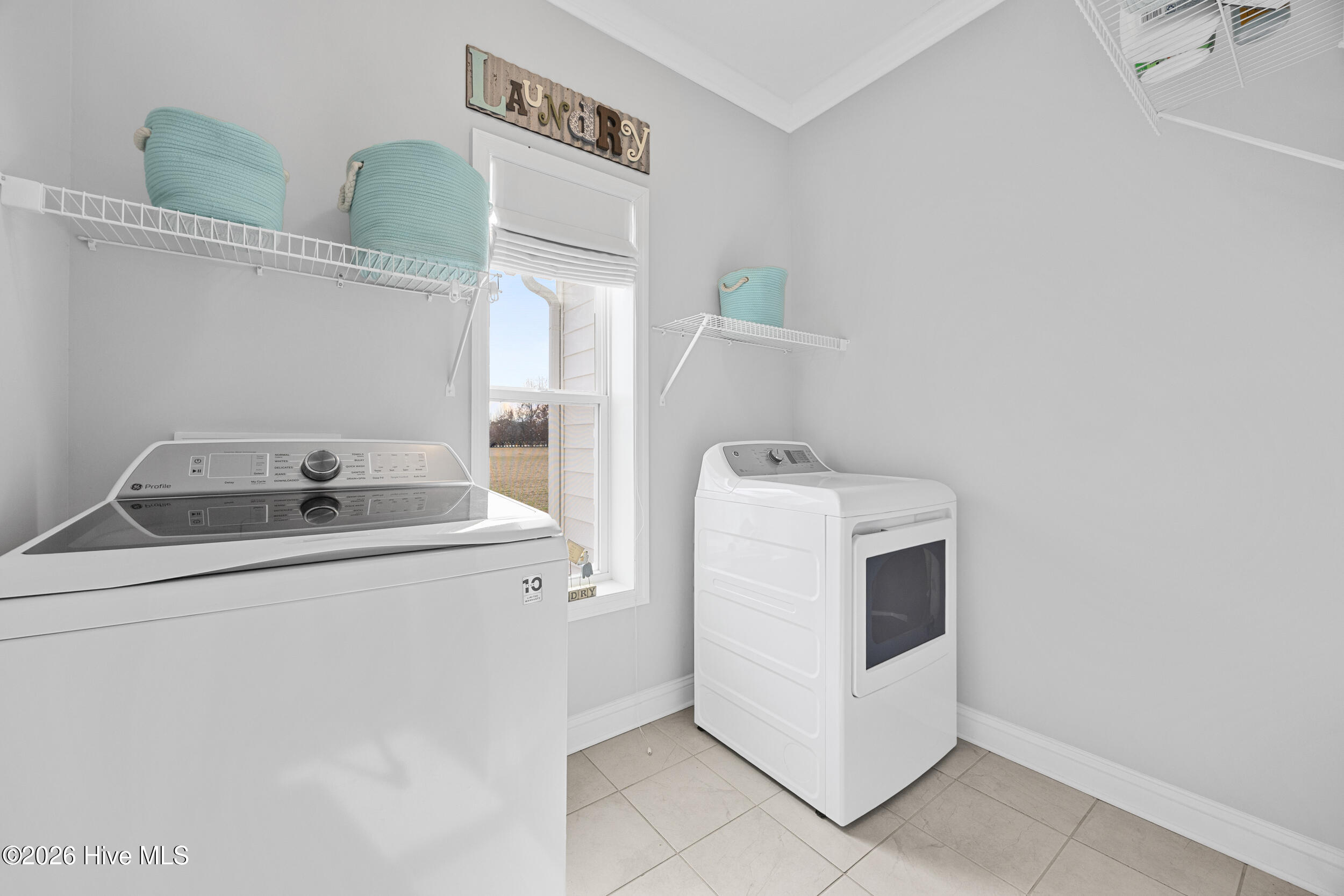 100556913 | Photo 27