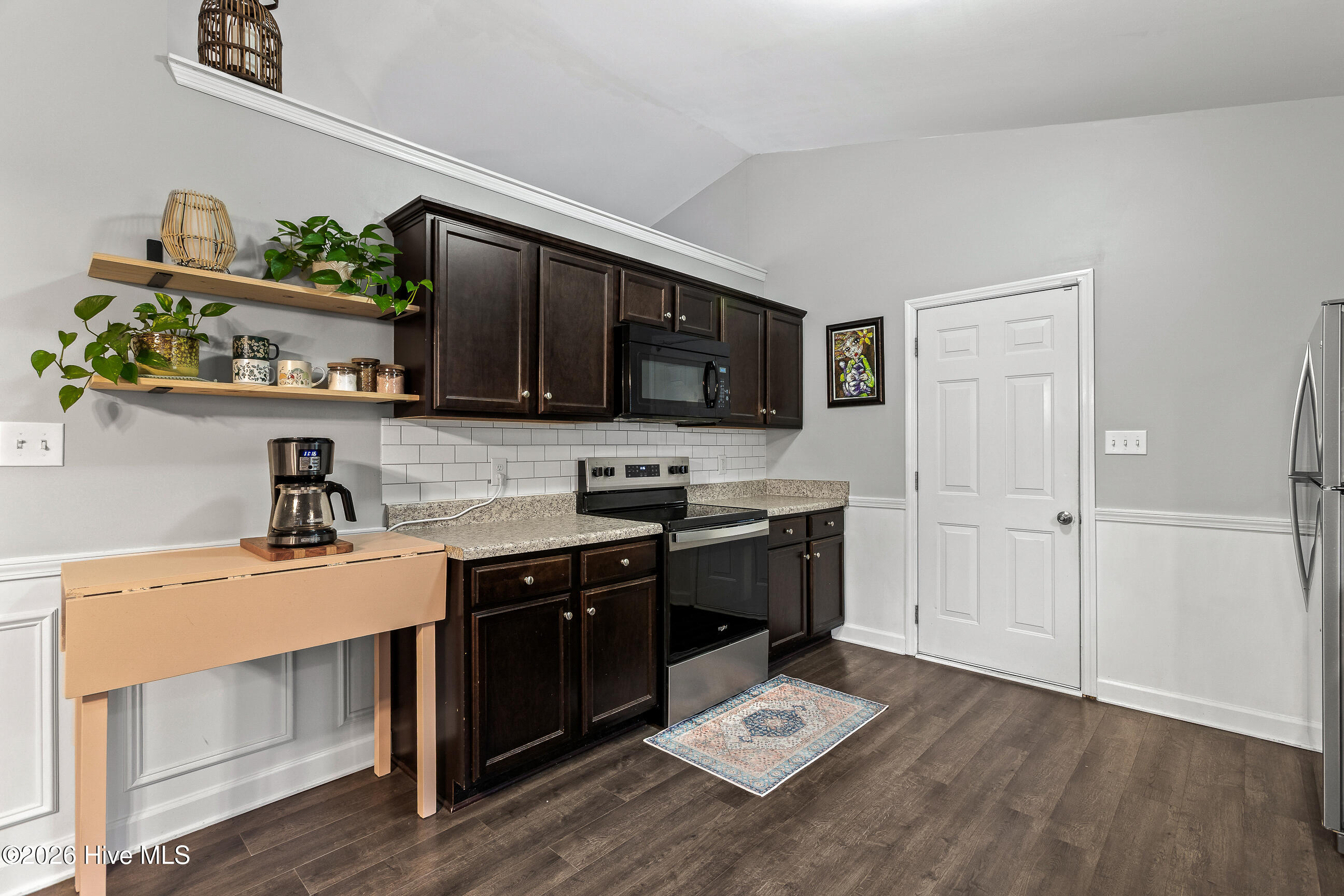 100559472 | Photo 13