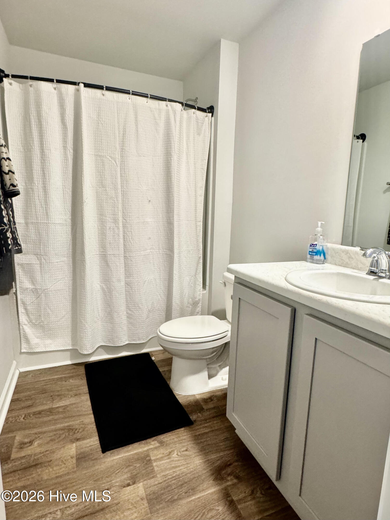 100558914 | Photo 12