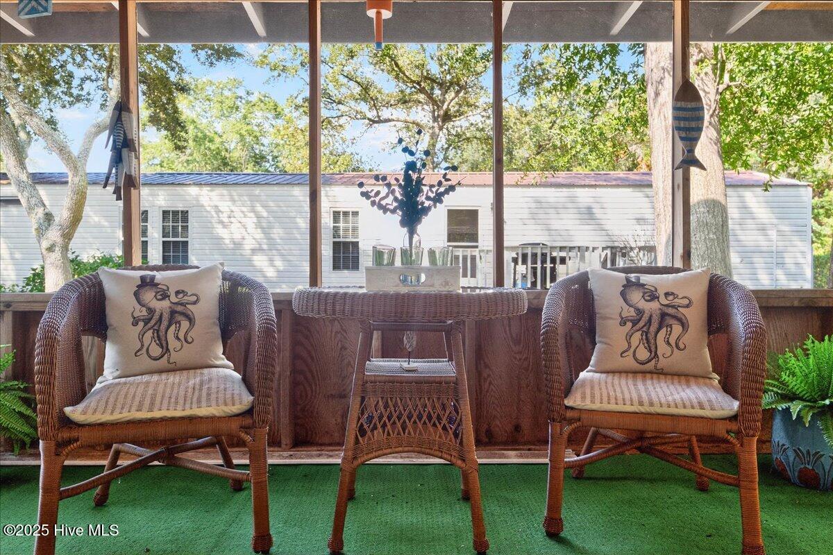 100529592 | Photo 35