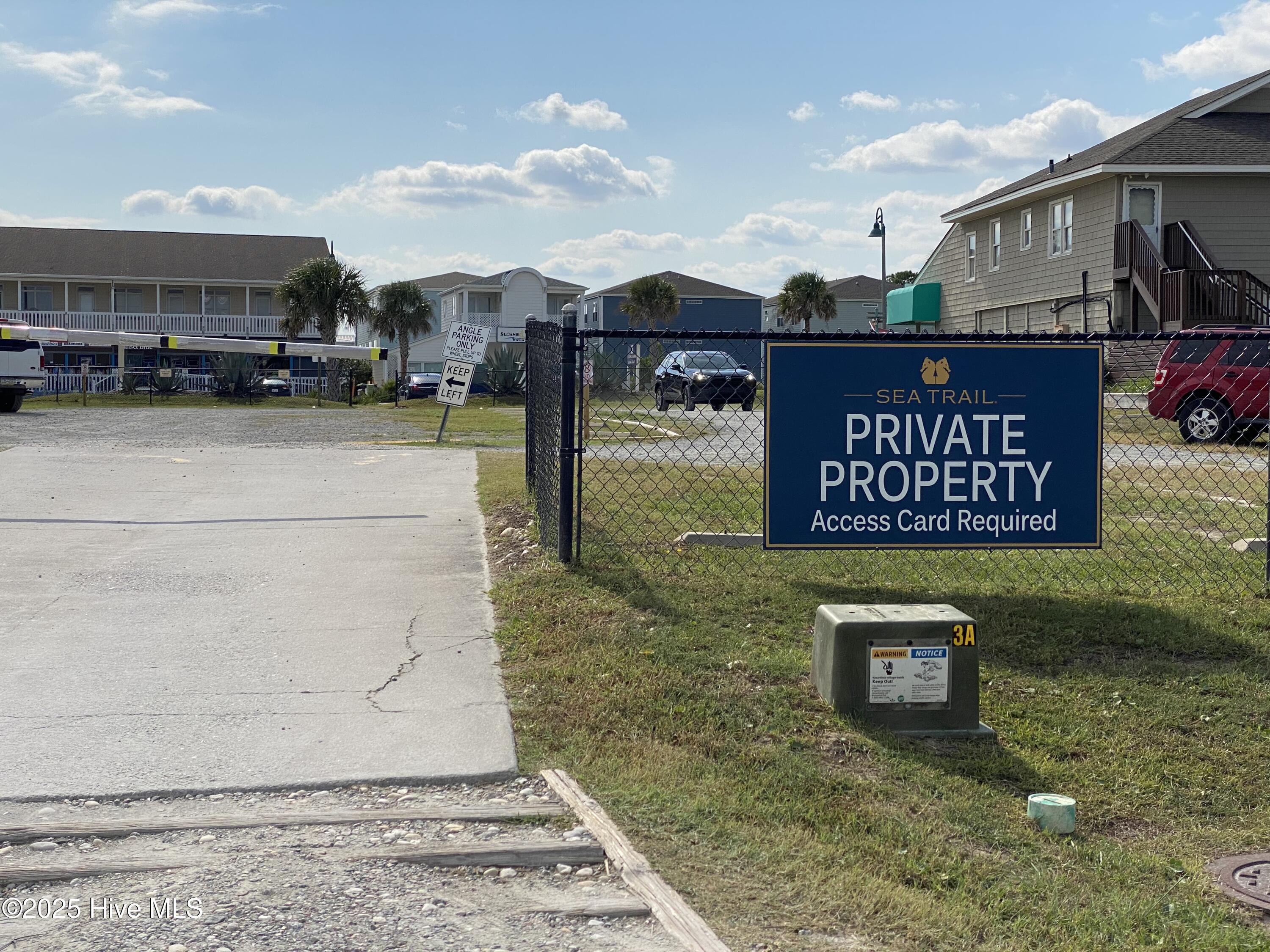 100558918 | Photo 64