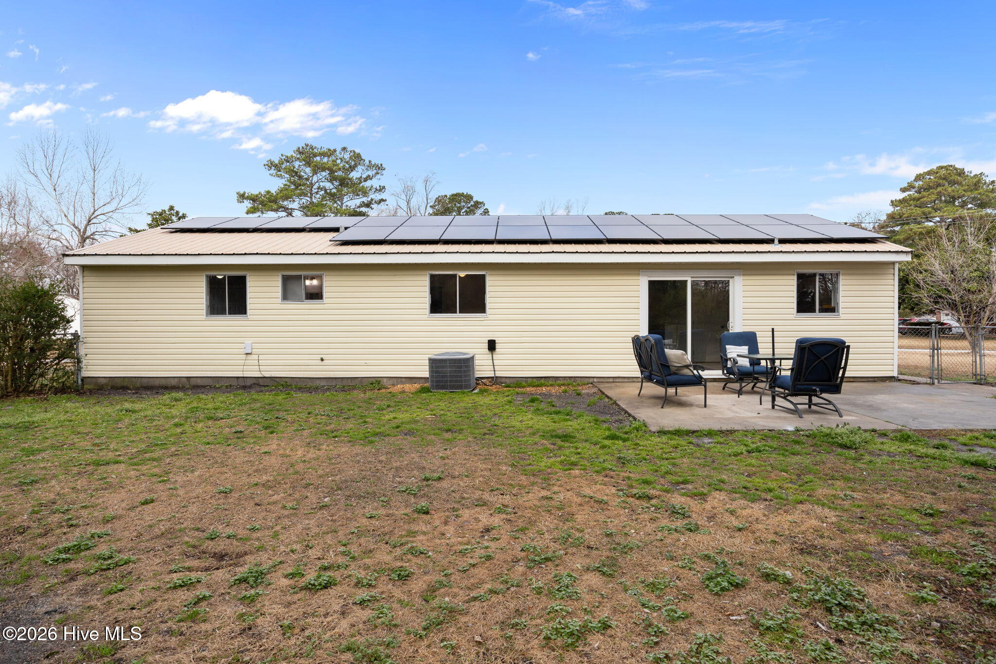 100559433 | Photo 50