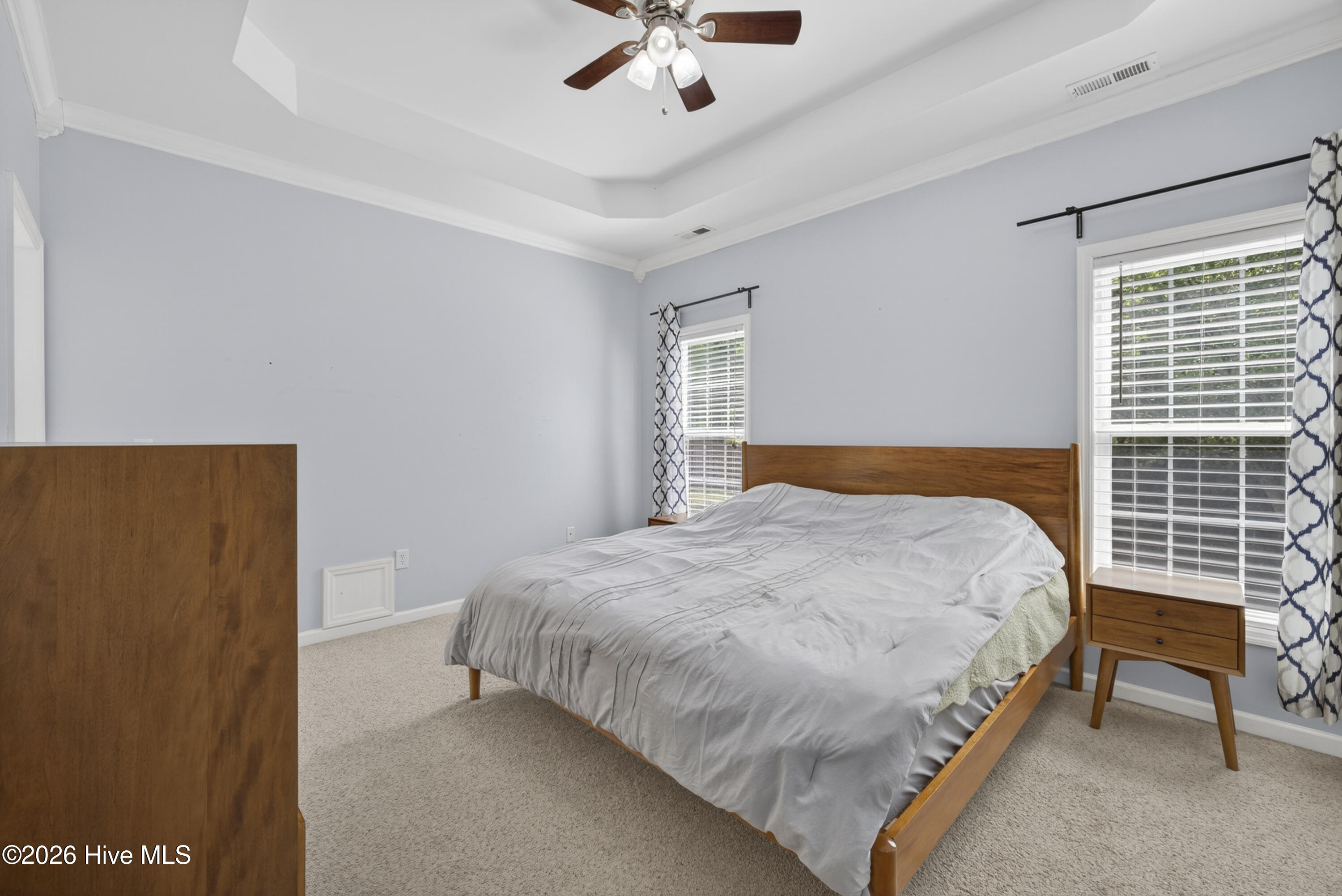 100570330 | Photo 27