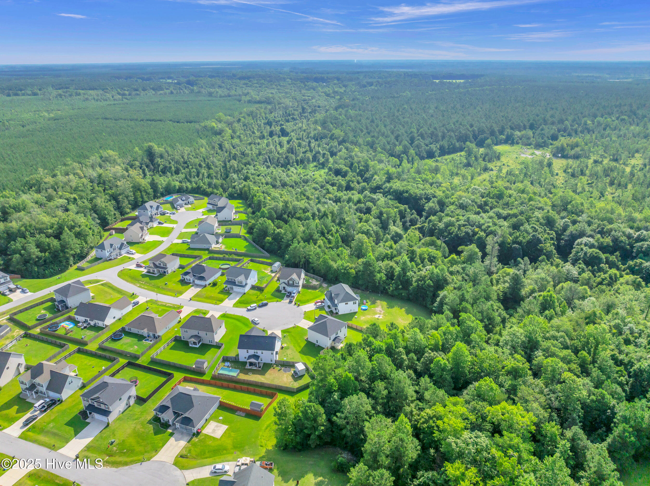 100522900 | Photo 47