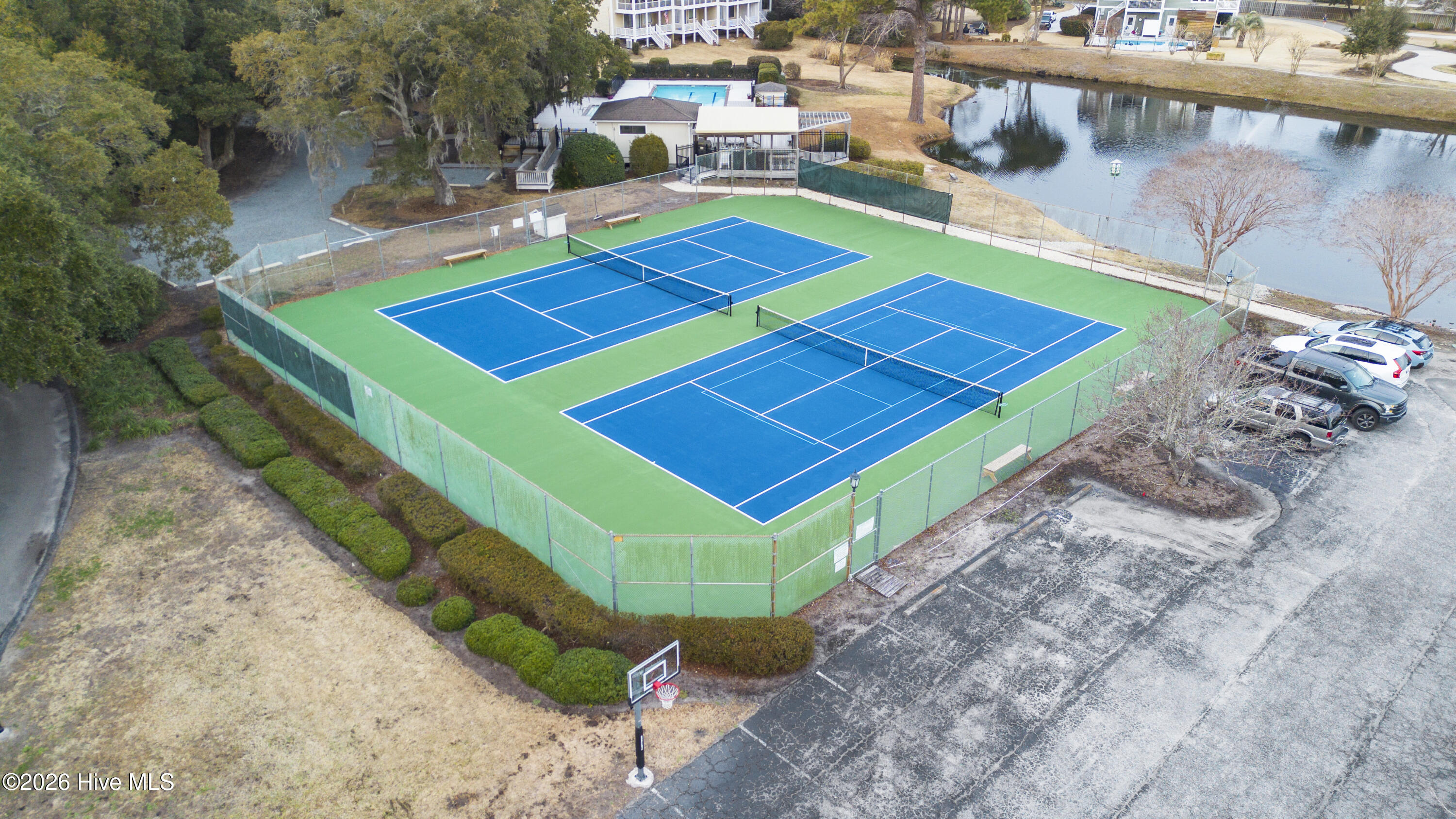 100553448 | Photo 65