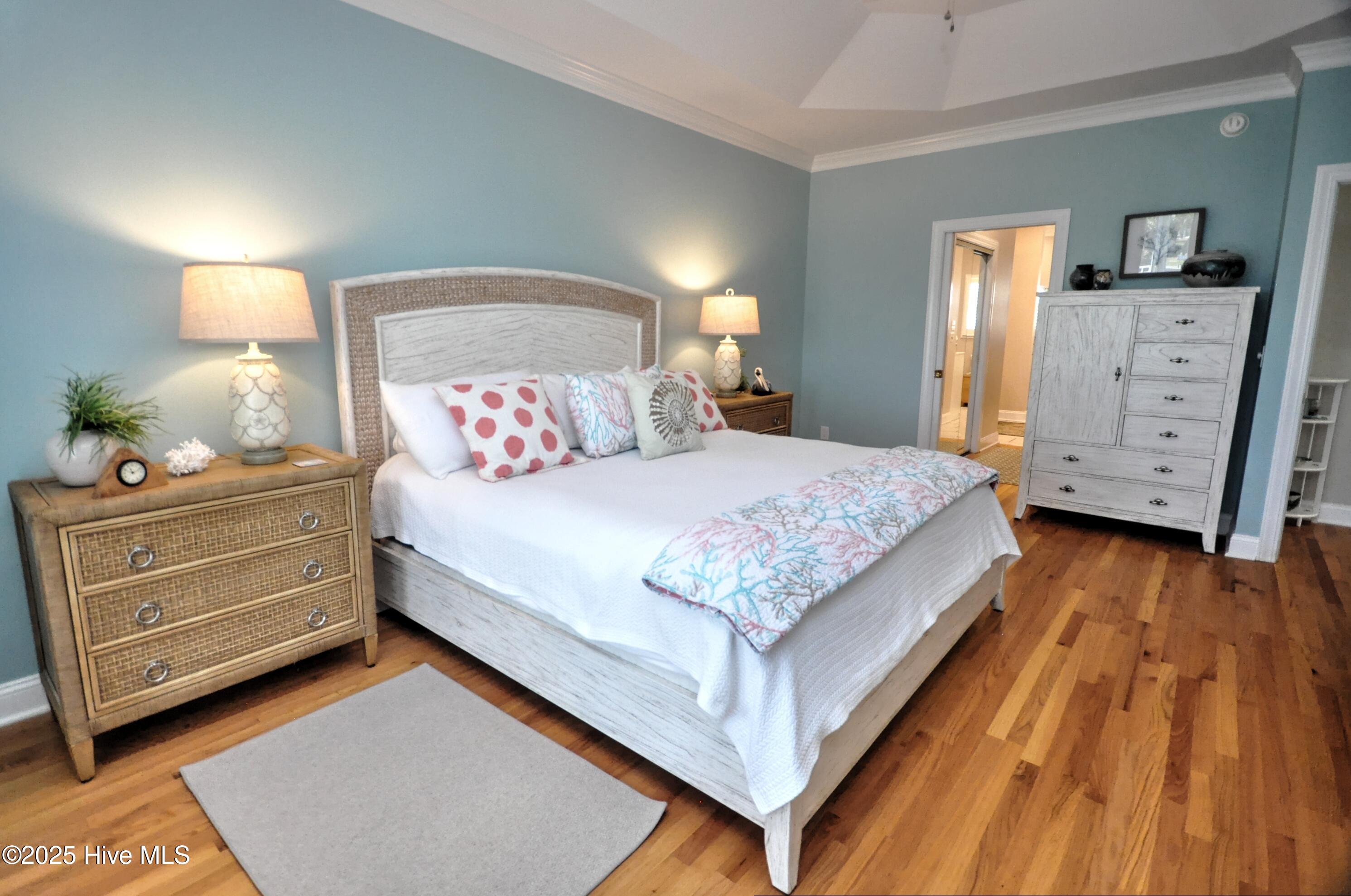 100537196 | Photo 27